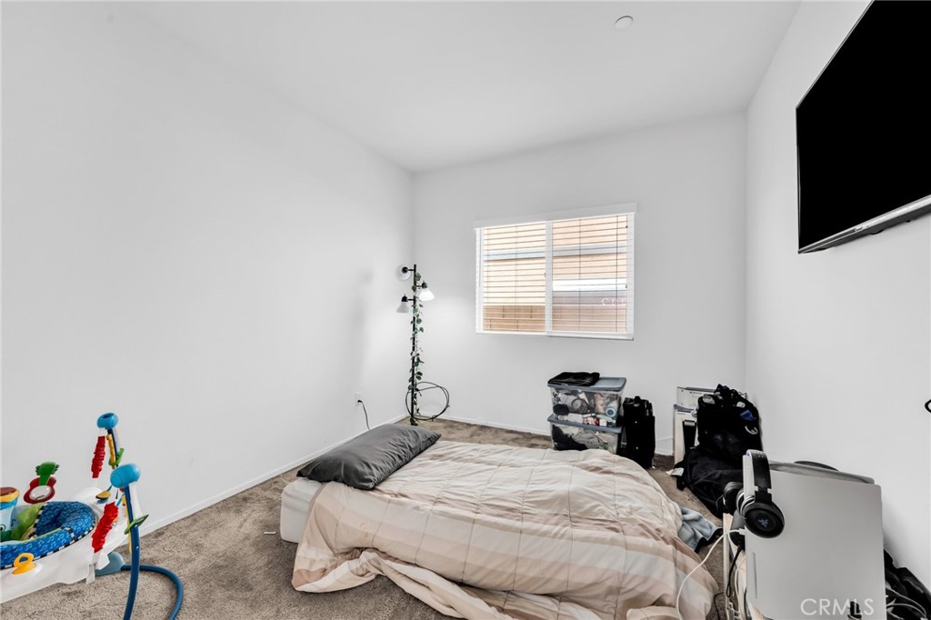Victorville, California, 92394, United States, 5 Bedrooms Bedrooms, ,4 BathroomsBathrooms,Residential,For Sale,2048020