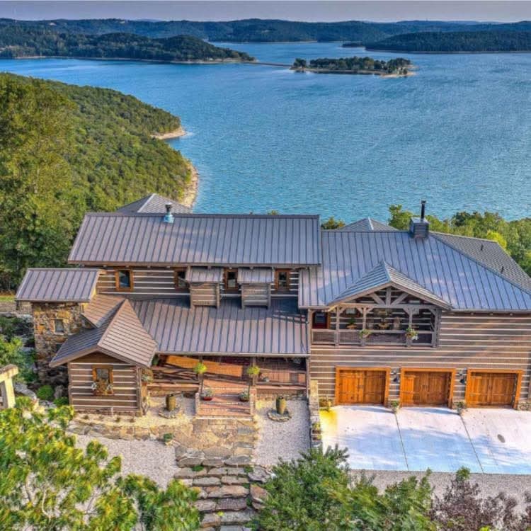 Eureka Springs, Arkansas, 72631, United States, ,Residential,For Sale,1837685