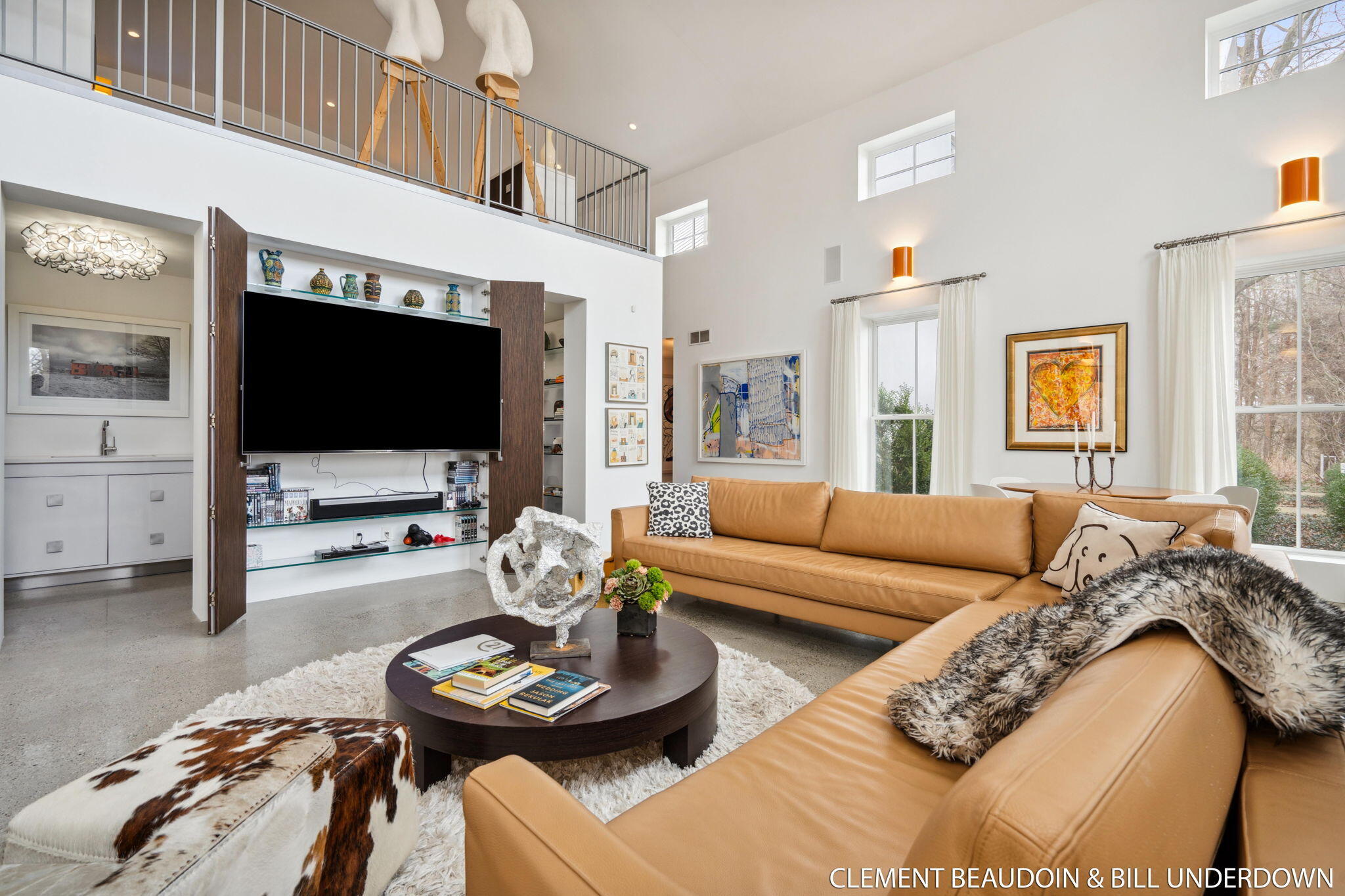 Fennville, Michigan, 49408, United States, 5 Bedrooms Bedrooms, ,7 BathroomsBathrooms,Residential,For Sale,1973707