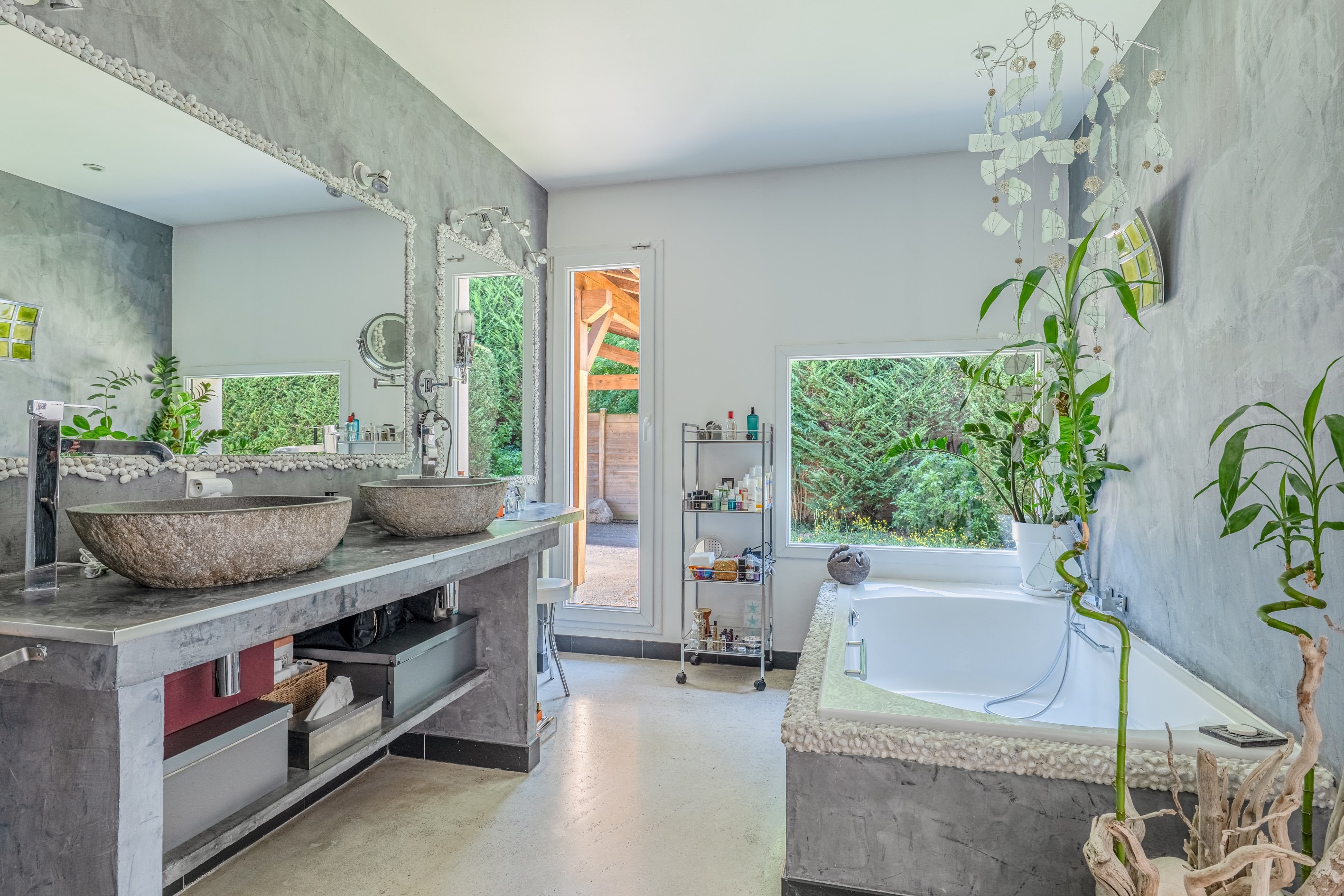  Architect villa with pool & jacuzzi - Just 20 minutes from Lyon - 物件實景