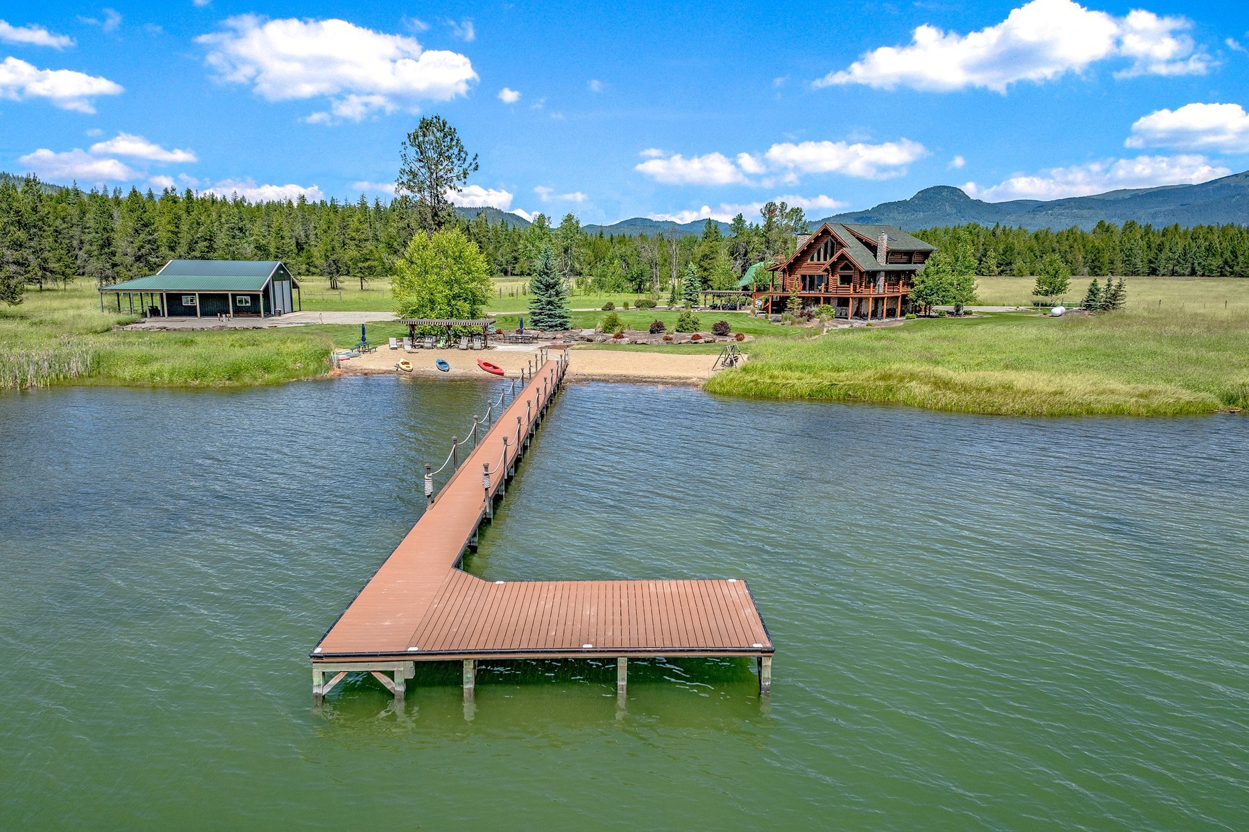  Camp Peine Waterfront Estate - 物件實景