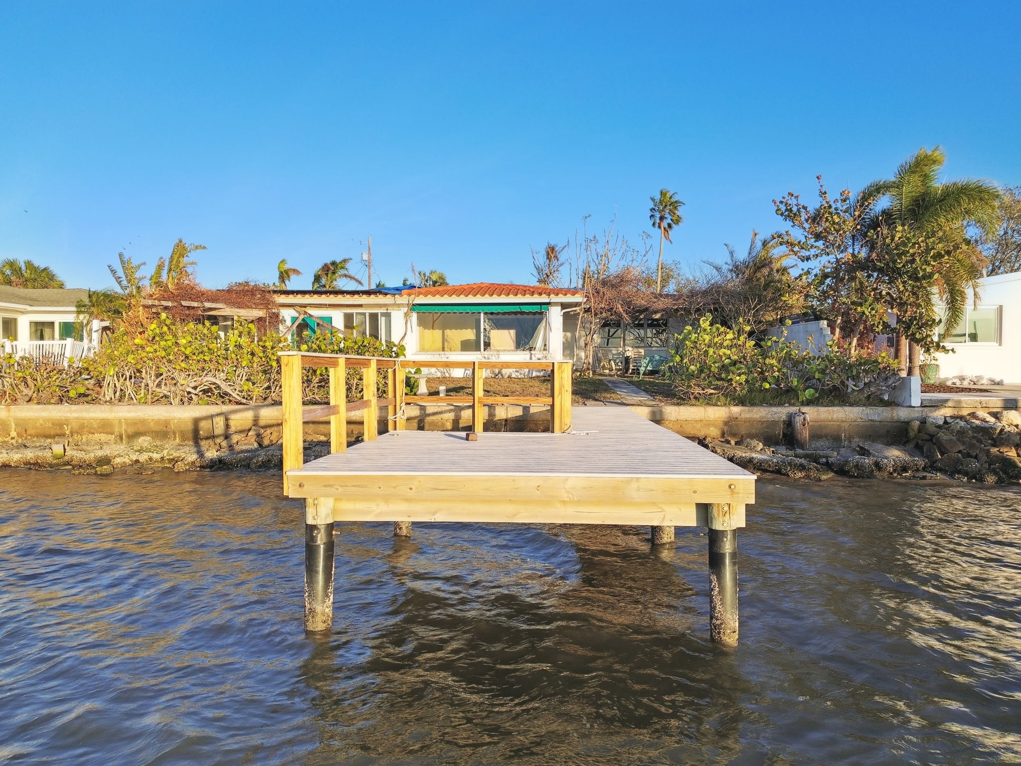 Clearwater, Florida, 33755, United States, 3 Bedrooms Bedrooms, ,2 BathroomsBathrooms,Residential,For Sale,1980754