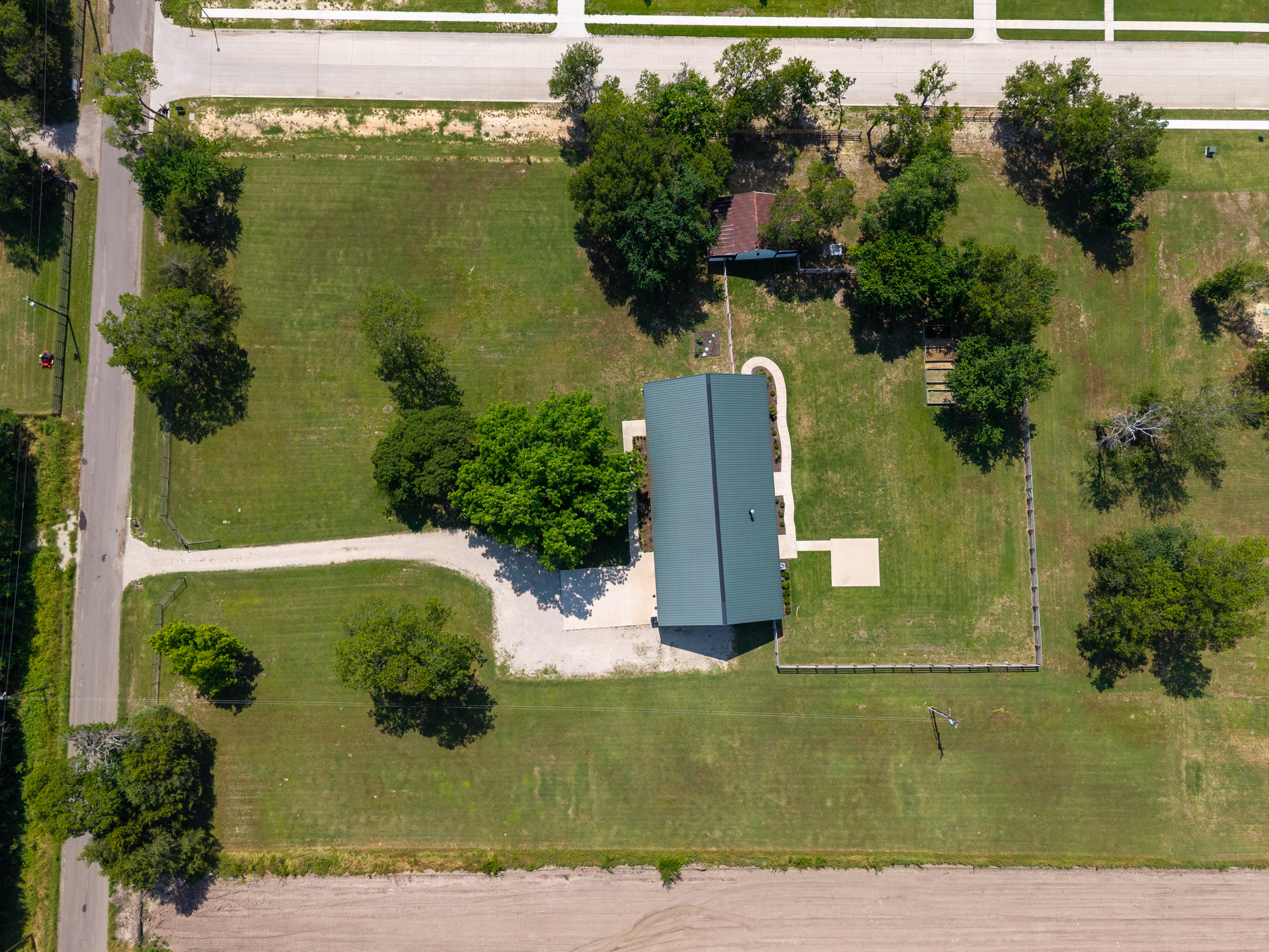 Caddo Mills, Texas, 75135, United States, 4 Bedrooms Bedrooms, ,3 BathroomsBathrooms,Residential,For Sale,1915127