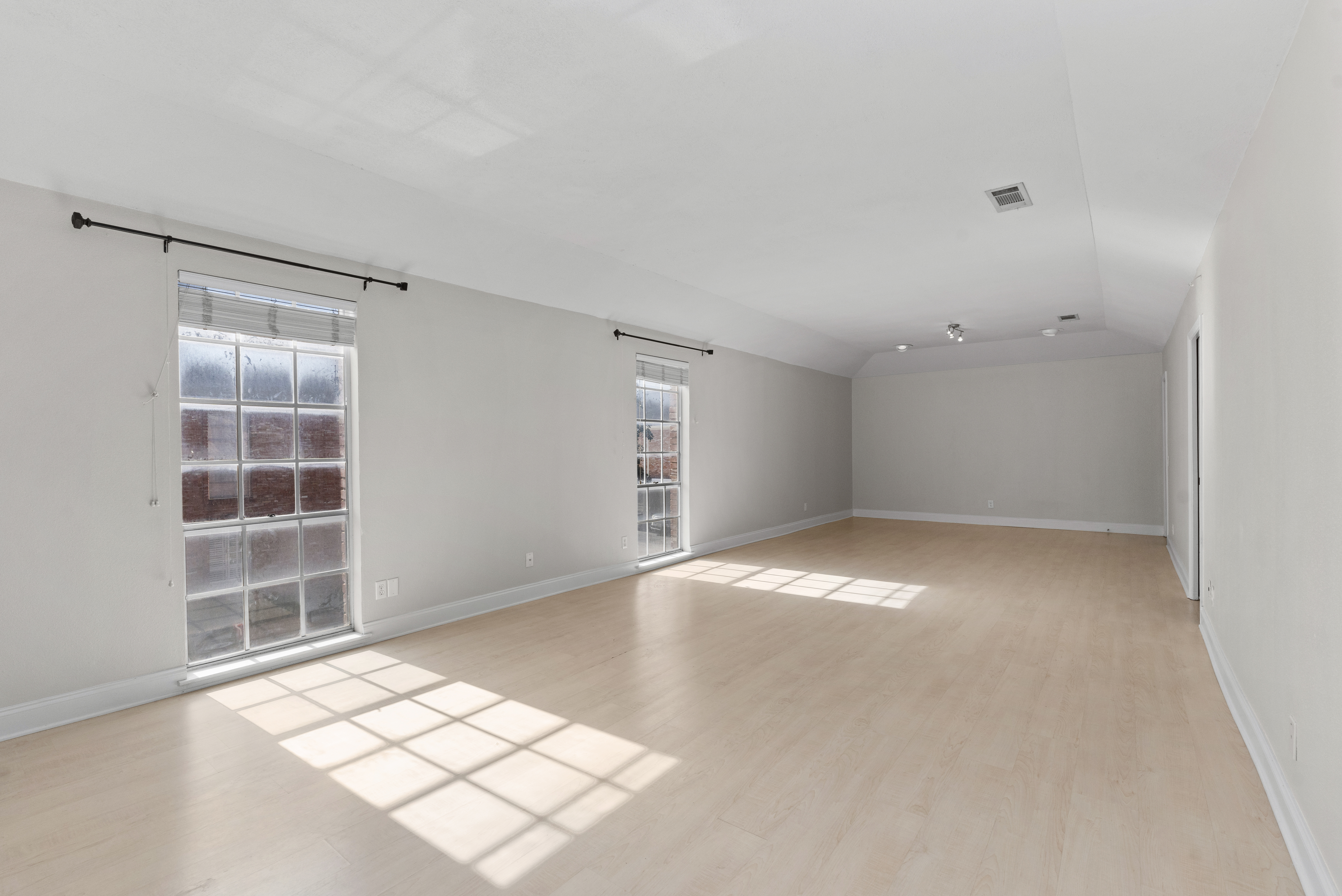  8033 North New Braunfels Avenue, San Antonio, TX 78209 - 物件實景