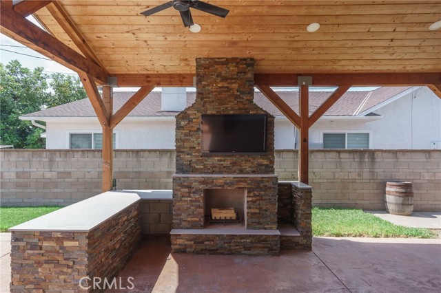 Downey, California, 90241, United States, 4 Bedrooms Bedrooms, ,2 BathroomsBathrooms,Residential,For Sale,1893298