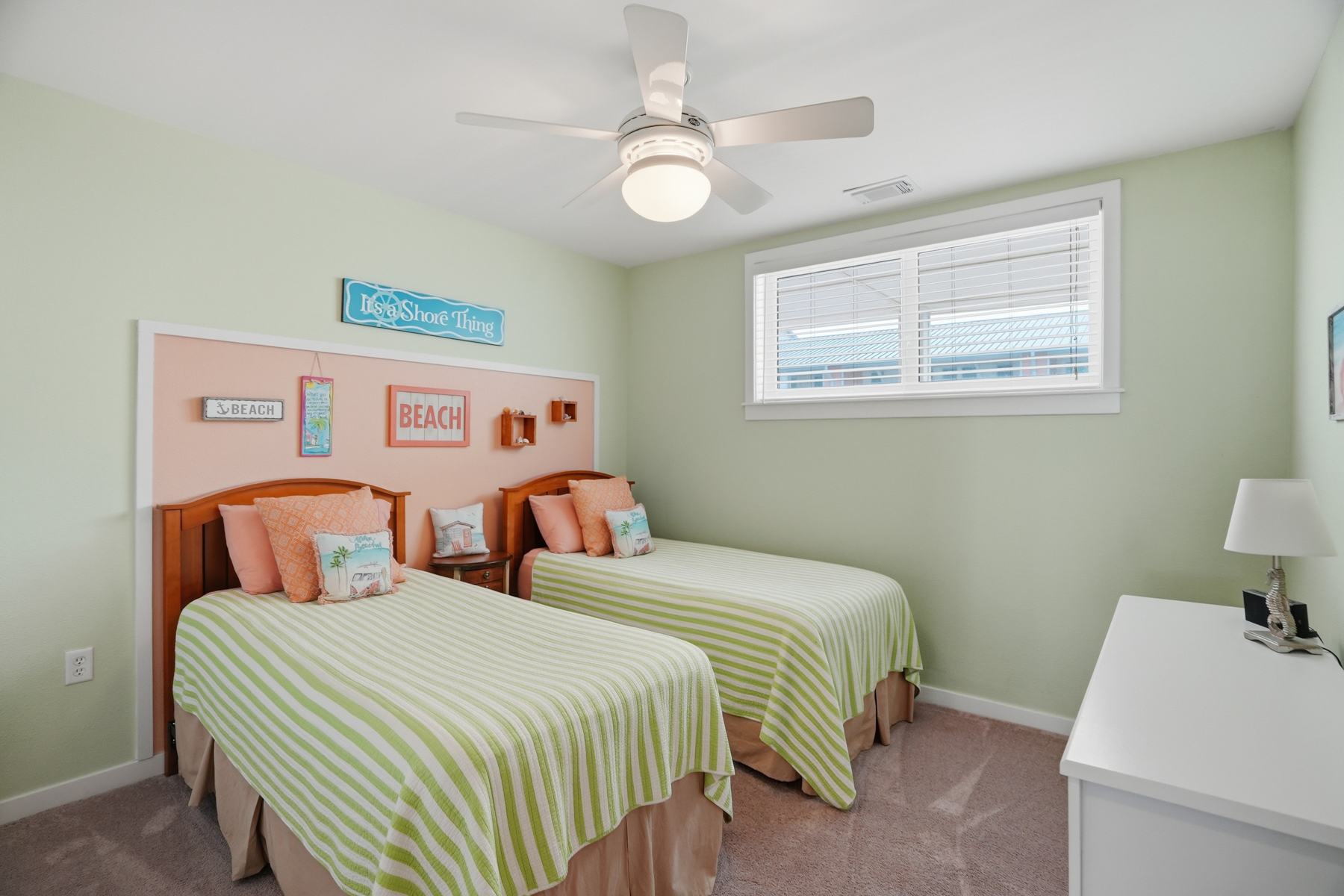  3738 Sandpiper Road, Virginia Beach, VA 23456 - 物件實景