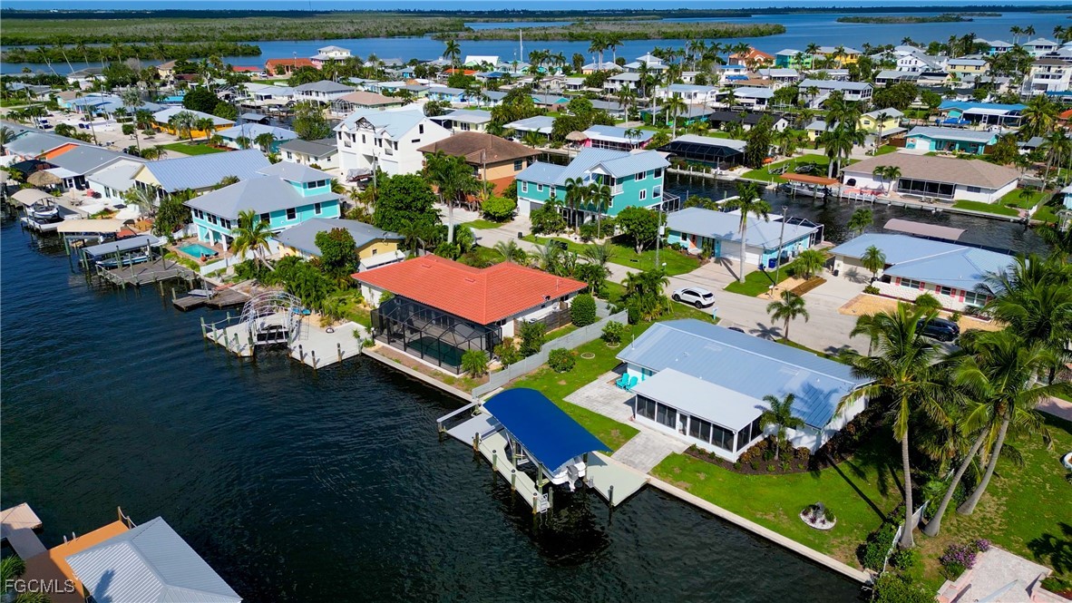 Matlacha, Florida, 33993, United States, 3 Bedrooms Bedrooms, ,2 BathroomsBathrooms,Residential,For Sale,1974777