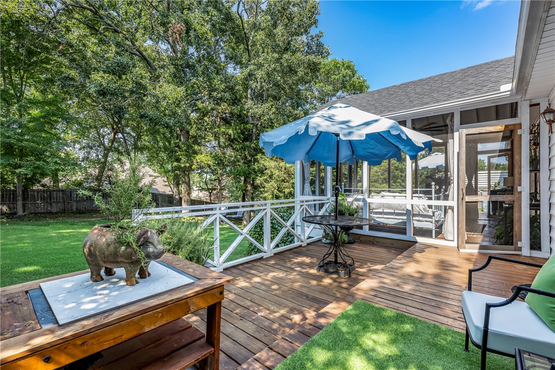 2370 E Meandering Way, Fayetteville, Arkansas, 72701, United States, 4 Bedrooms Bedrooms, ,5 BathroomsBathrooms,Residential,For Sale,2370 E Meandering Way,1618973