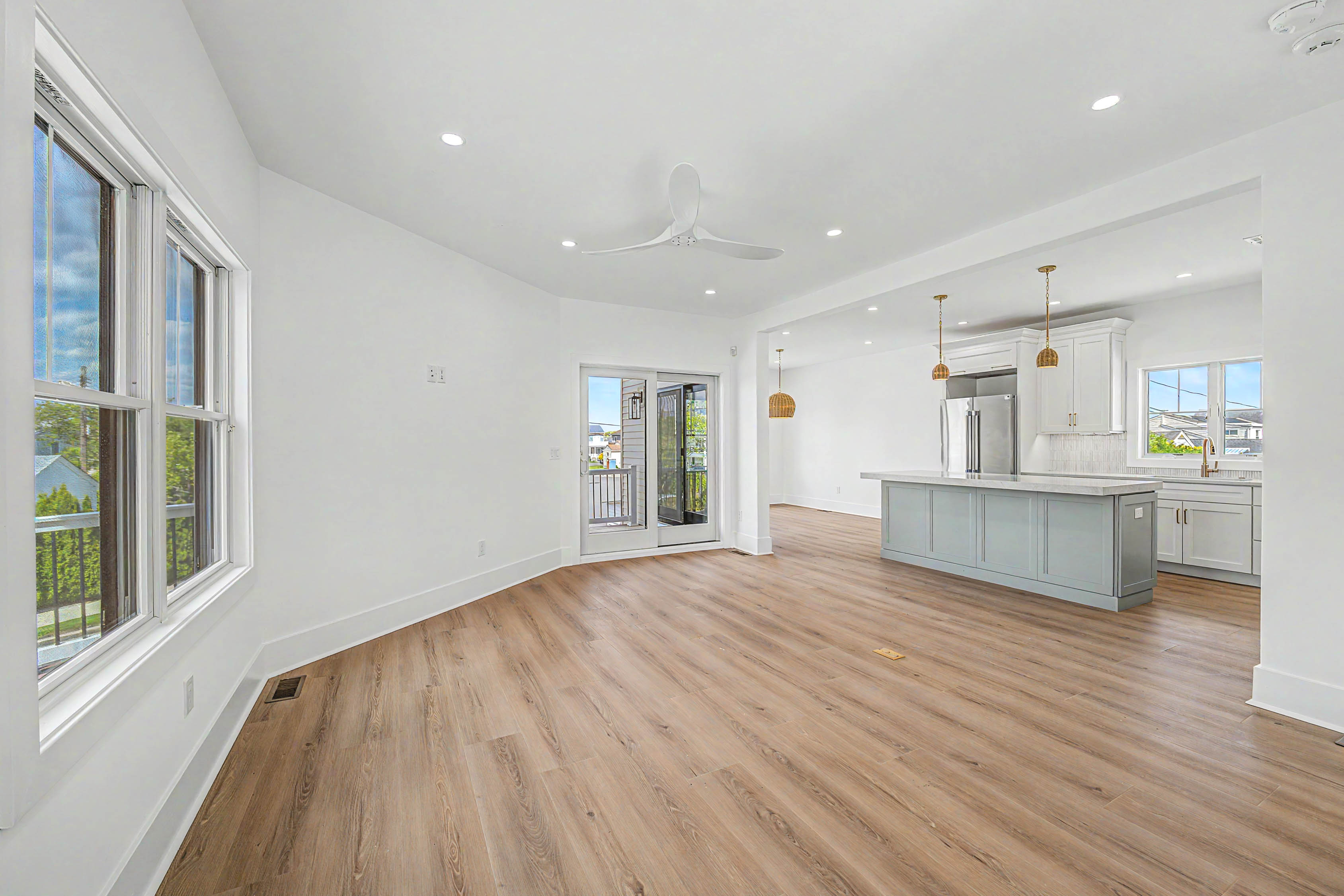  323 N Huntington - 物件實景
