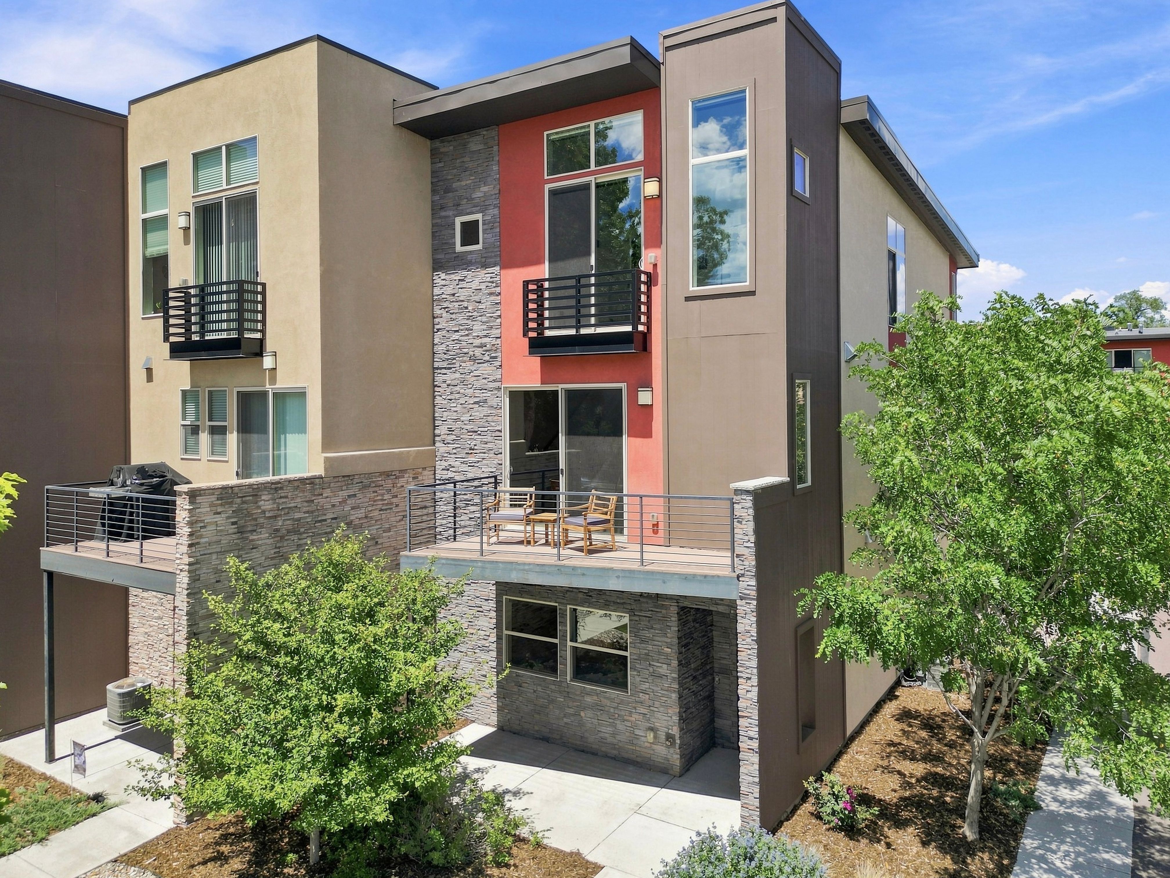  Luxury Living by Cheyenne Creek Walk - 物件實景