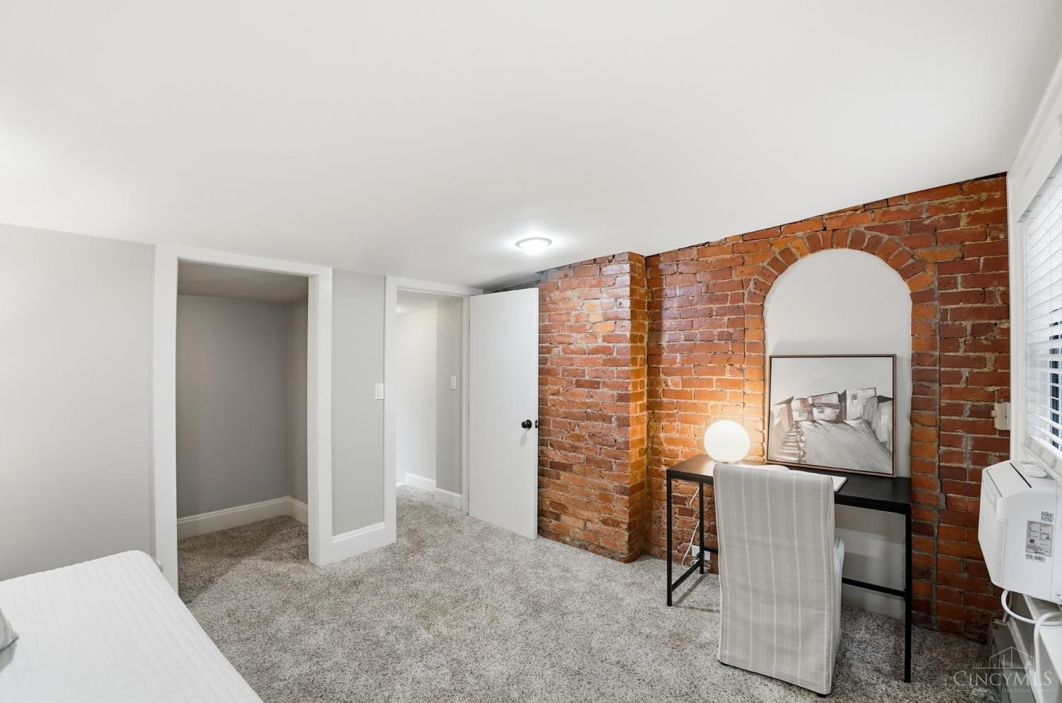 Cincinnati, Ohio, 45202, United States, 3 Bedrooms Bedrooms, ,2 BathroomsBathrooms,Residential,For Sale,2002925