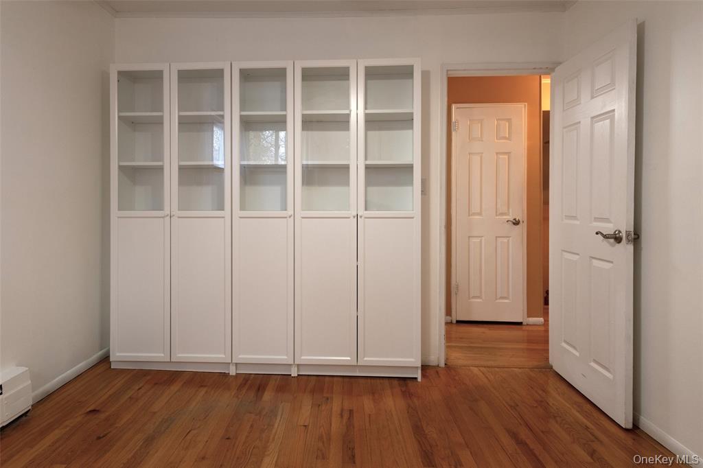 Mohegan Lake, New York, 10547, United States, 3 Bedrooms Bedrooms, ,1 BathroomBathrooms,Residential,For Sale,1992350