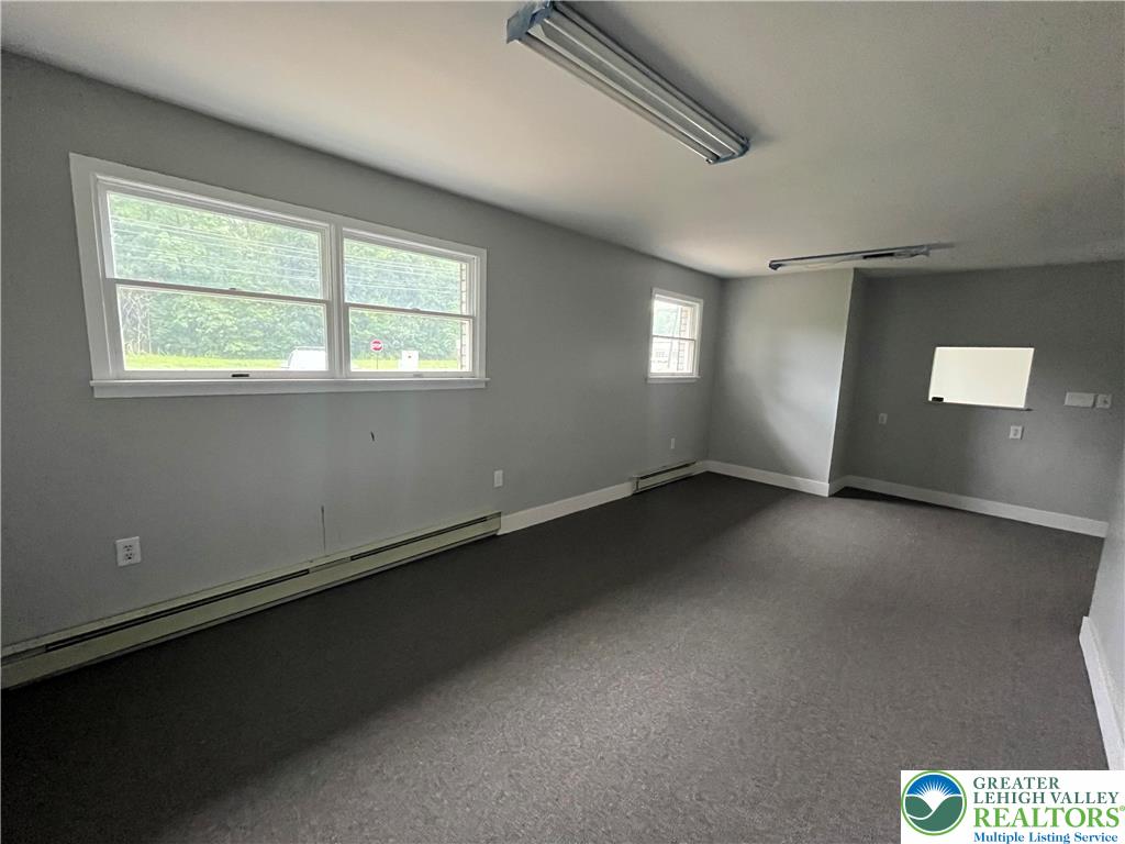 Plainfield Twp, Pennsylvania, 18072, United States, 4 Bedrooms Bedrooms, ,5 BathroomsBathrooms,Residential,For Sale,1960532