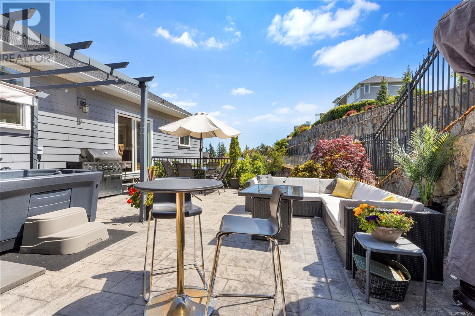 LANGFORD, British Columbia, V9B 0L2, CA, 5 Bedrooms Bedrooms, ,5 BathroomsBathrooms,Residential,For Sale,1896938