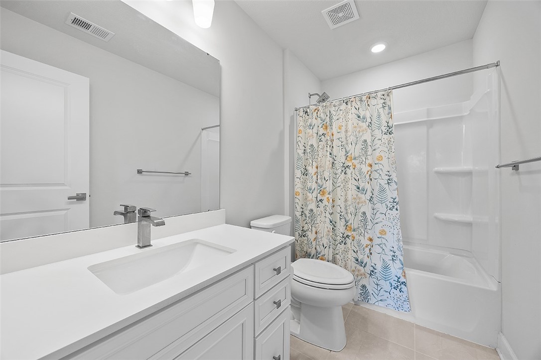 Marshall, Pennsylvania, 15005, United States, 6 Bedrooms Bedrooms, ,5 BathroomsBathrooms,Residential,For Sale,1866594
