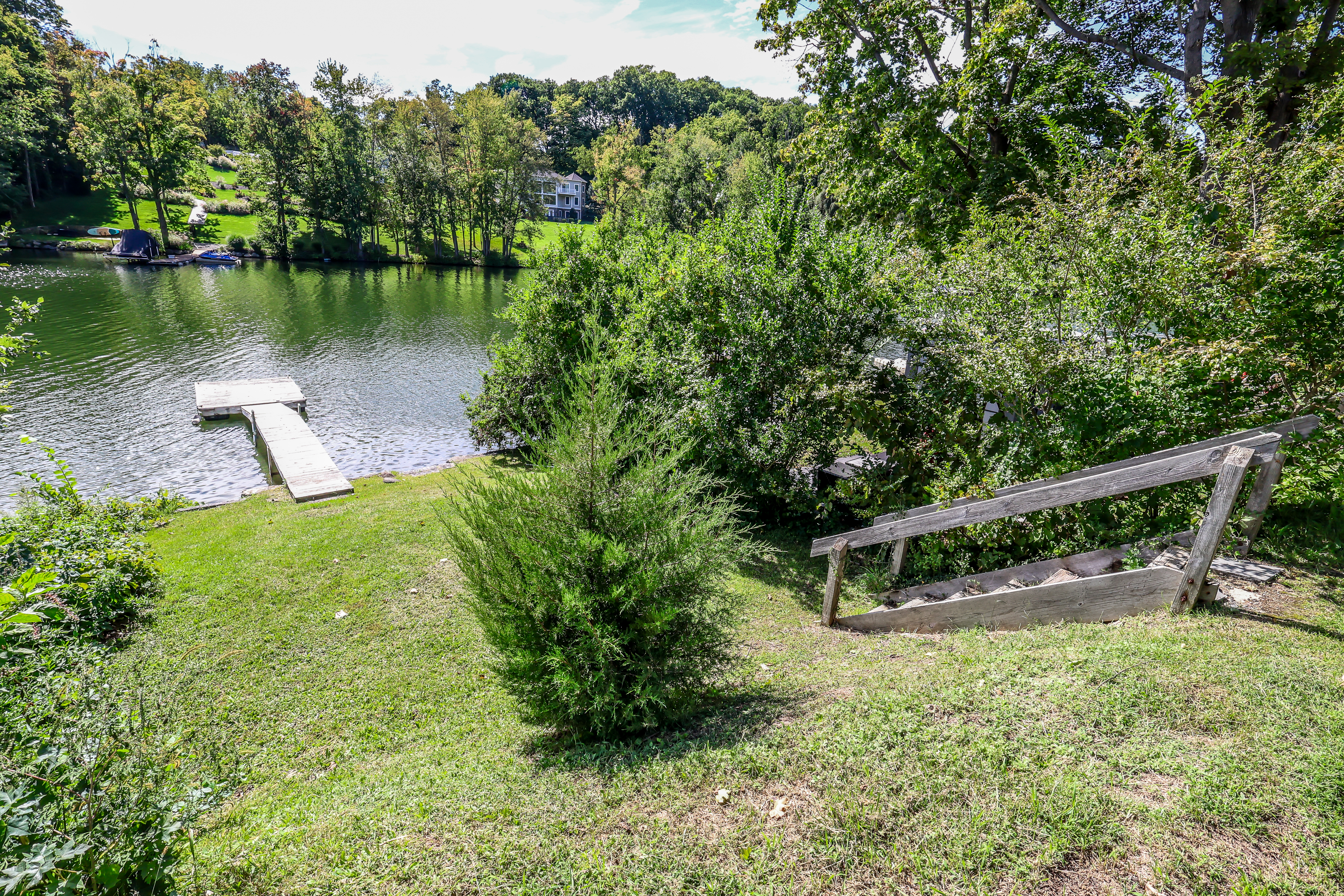  Private Waterfront with Two Docks - 物件實景