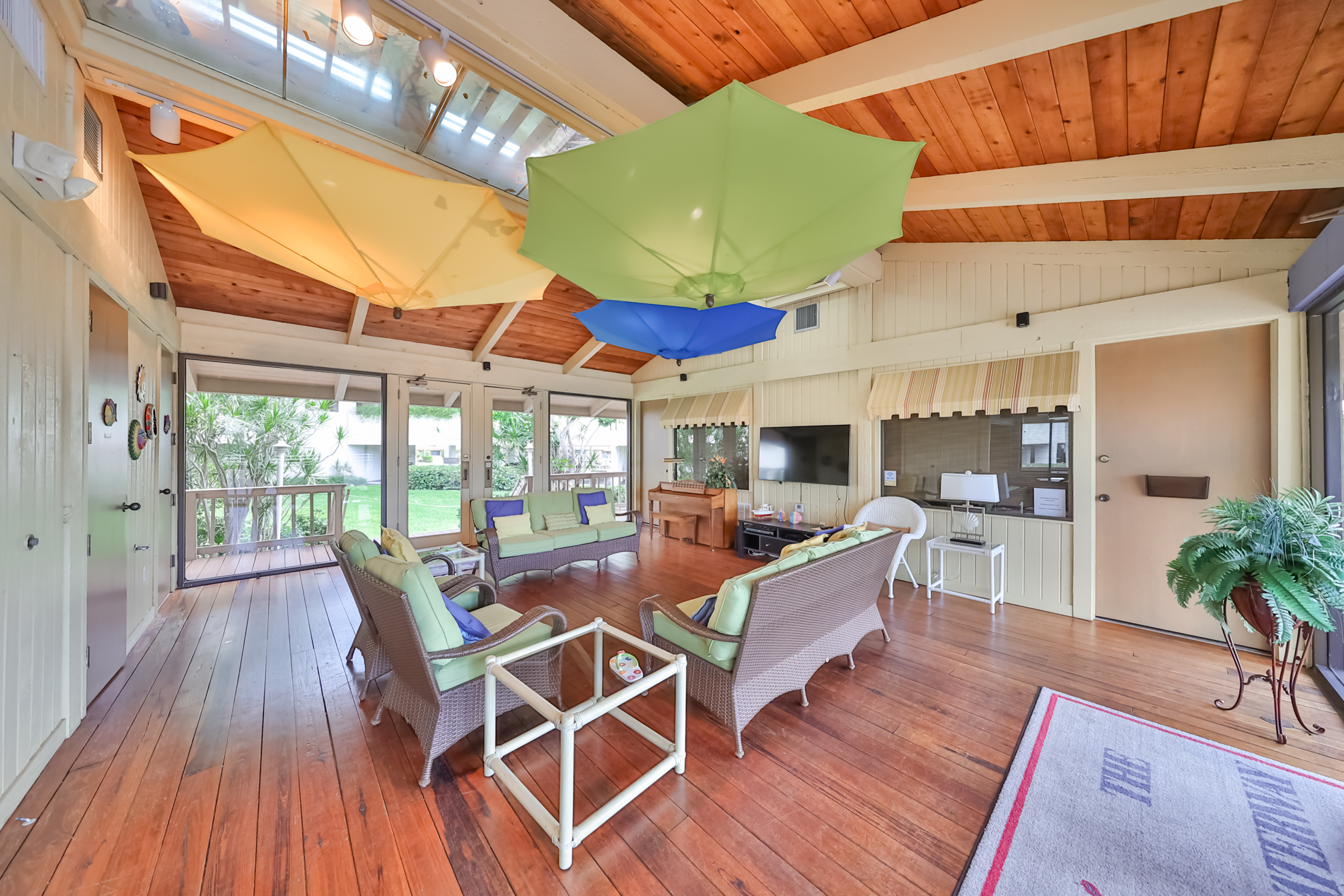 Bradenton, Florida, 34210, United States, 3 Bedrooms Bedrooms, ,3 BathroomsBathrooms,Residential,For Sale,2001185