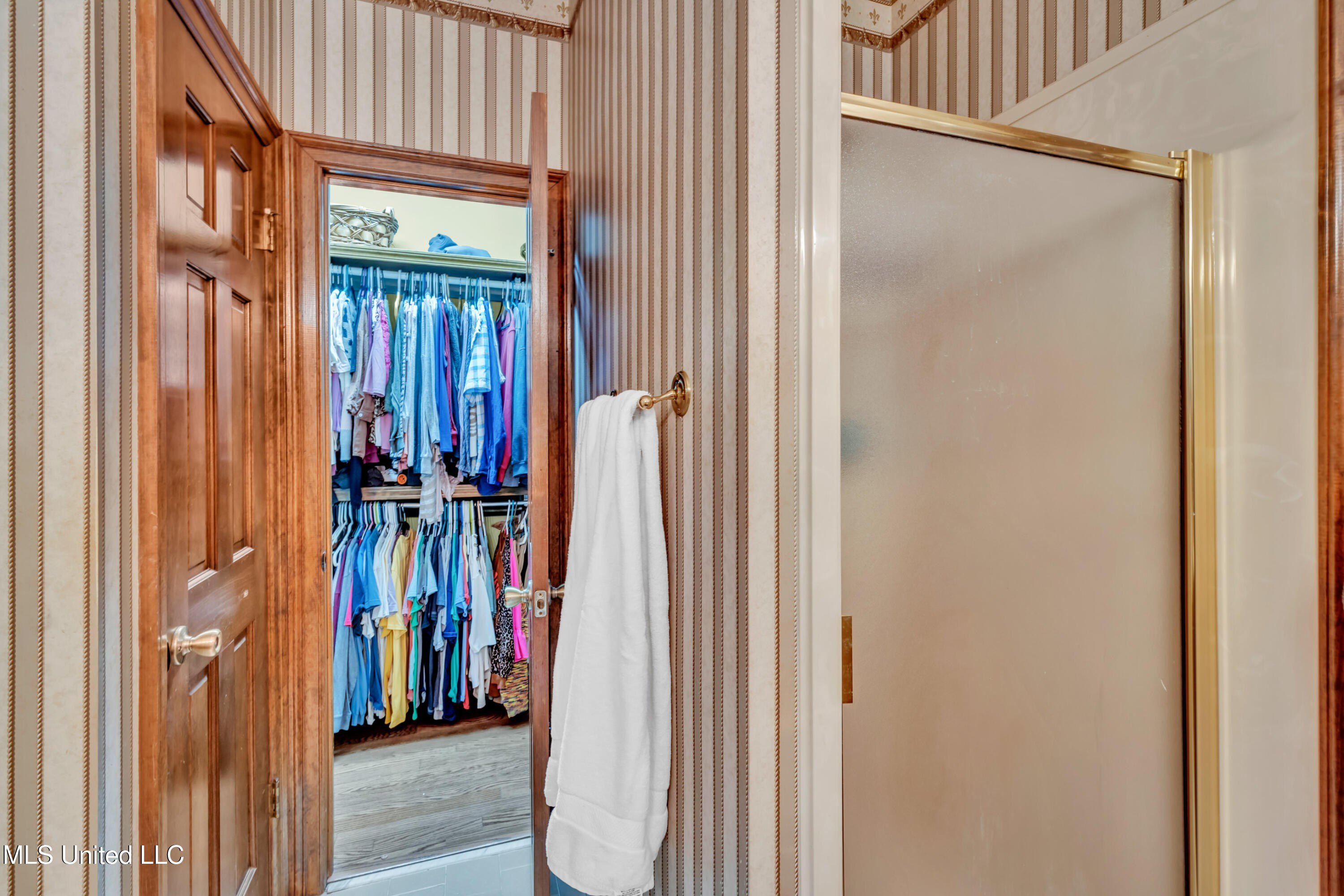 Gautier, Mississippi, 39553, United States, 4 Bedrooms Bedrooms, ,4 BathroomsBathrooms,Residential,For Sale,1989936