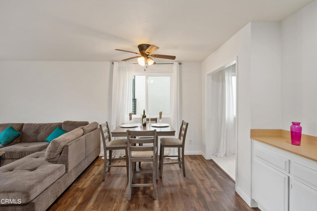 15322 Weddington Street #3, Sherman Oaks, California, 91411, United States, 2 Bedrooms Bedrooms, ,2 BathroomsBathrooms,Residential,For Sale,15322 Weddington Street #3,1621498