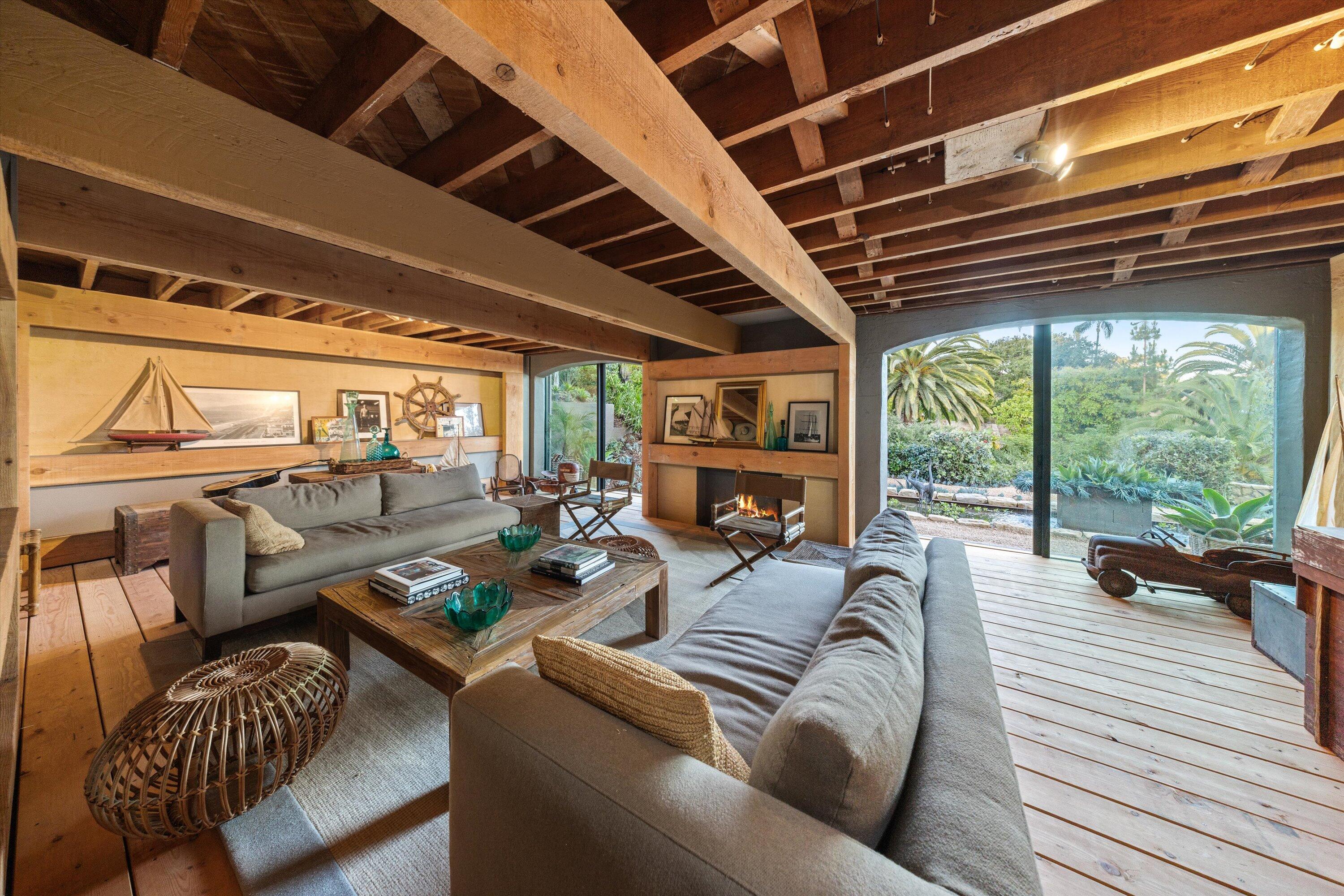 Santa Barbara, California, 93103, United States, 5 Bedrooms Bedrooms, ,5 BathroomsBathrooms,Residential,For Sale,1910824