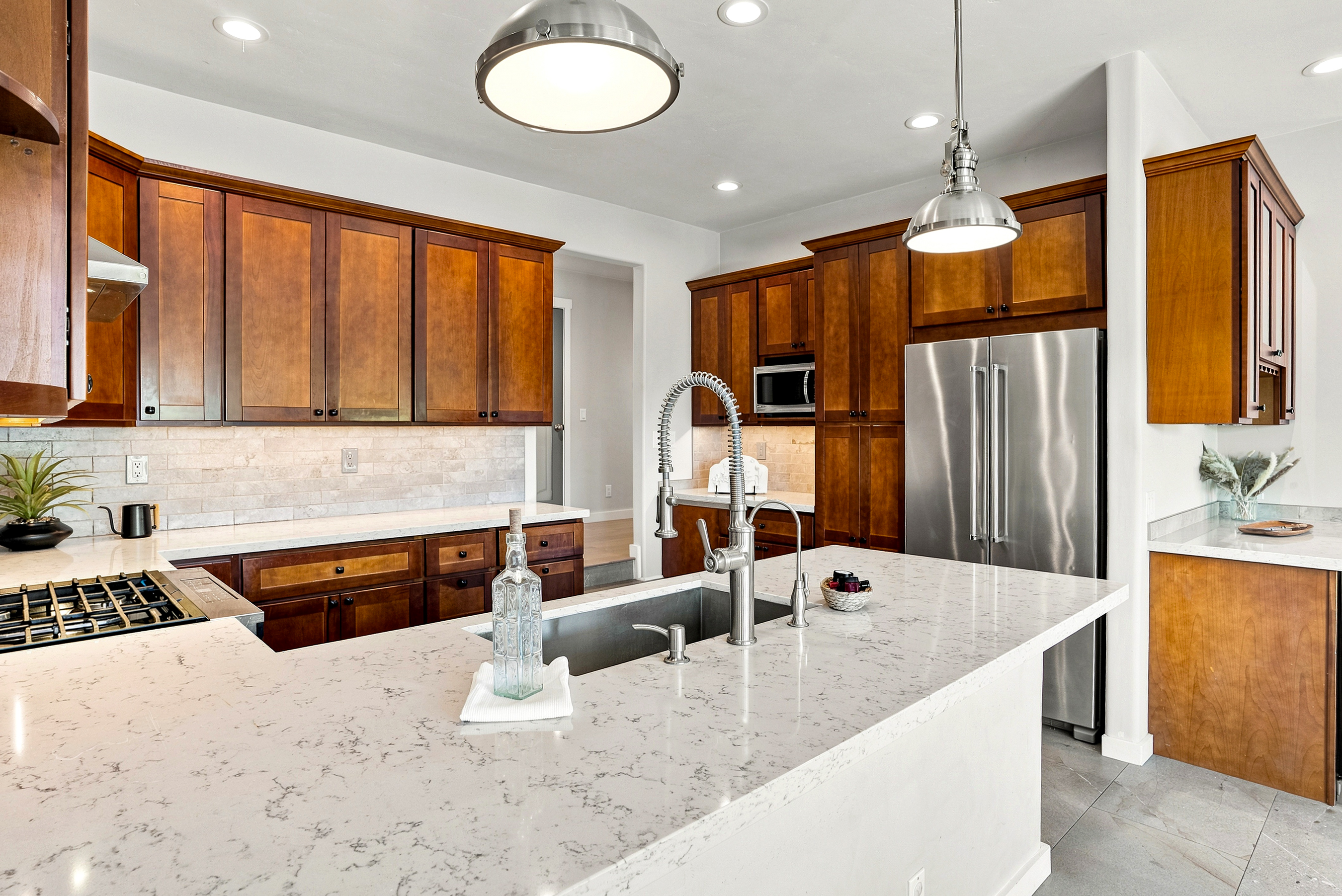  5324 Hidden Oak Court, Royal Oaks - 物件實景