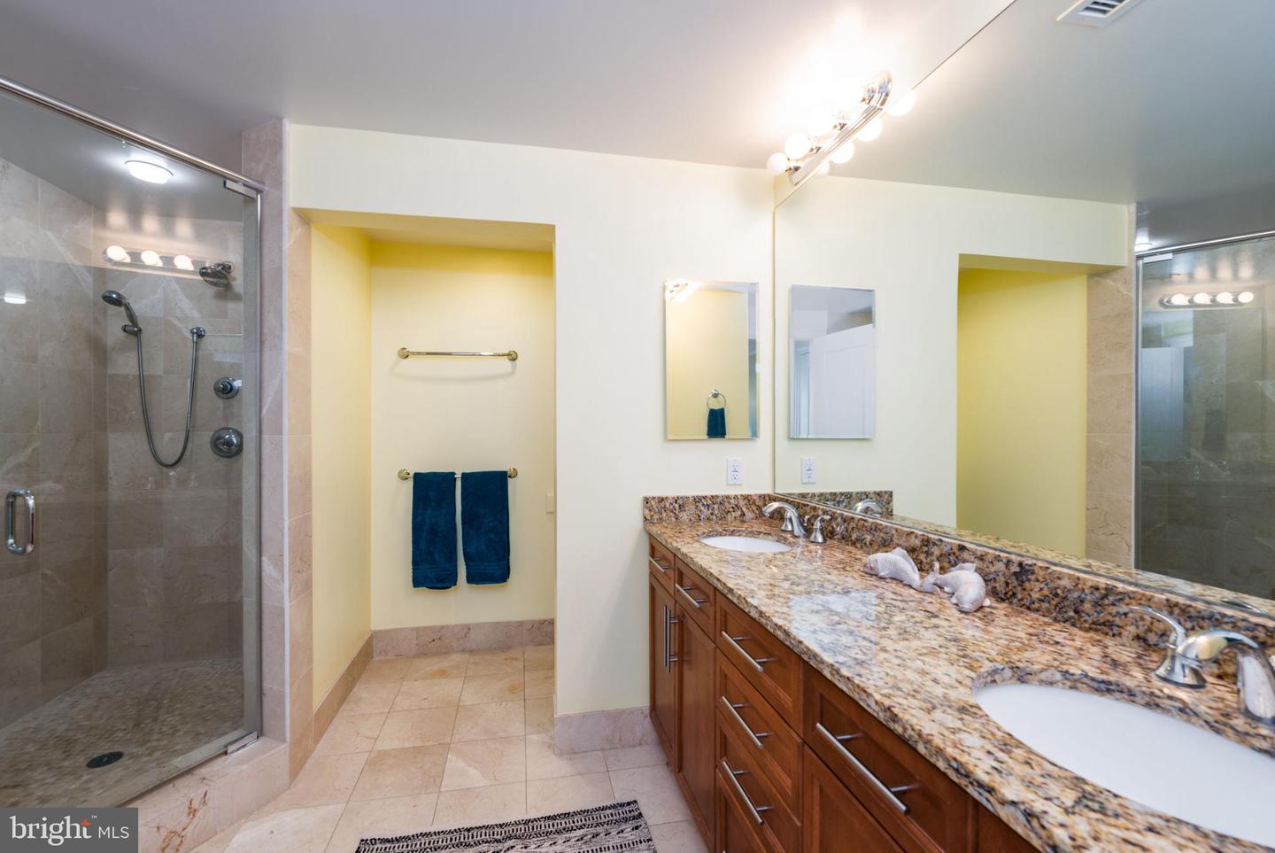 2 48th Street Unit 214, Ocean City, Maryland, 21842, United States, 3 Bedrooms Bedrooms, ,3 BathroomsBathrooms,Residential,For Sale,2 48th Street Unit 214,1676499