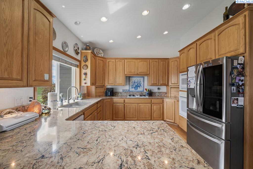 Pullman, Washington, 99163, United States, 4 Bedrooms Bedrooms, ,1 BathroomBathrooms,Residential,For Sale,1784694