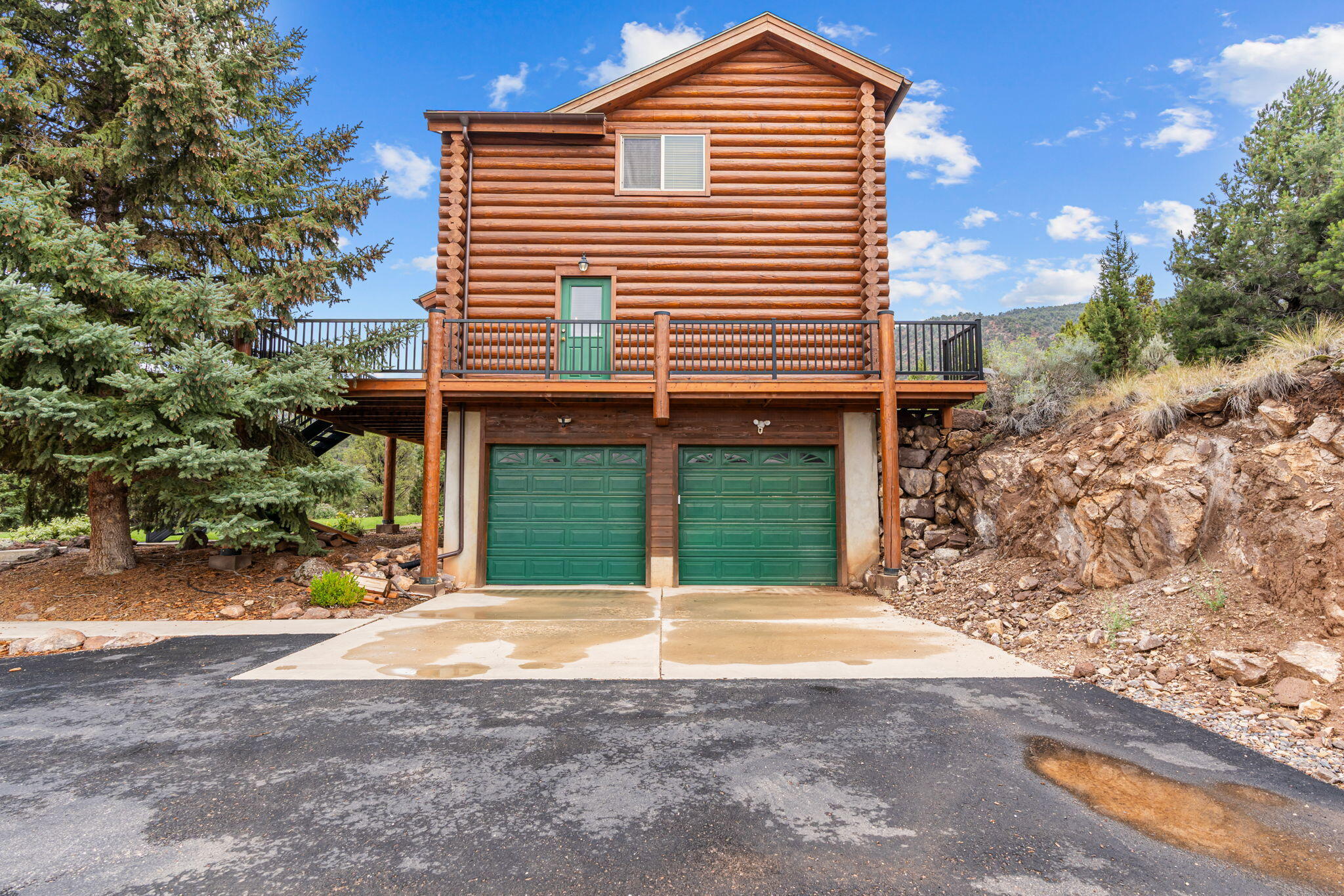 Parowan, Utah, 84761, United States, 5 Bedrooms Bedrooms, ,5 BathroomsBathrooms,Residential,For Sale,1976313