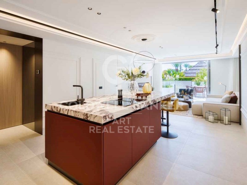 Marbella, Andalusia, ES, 3 Bedrooms Bedrooms, ,3 BathroomsBathrooms,Residential,For Sale,1768283