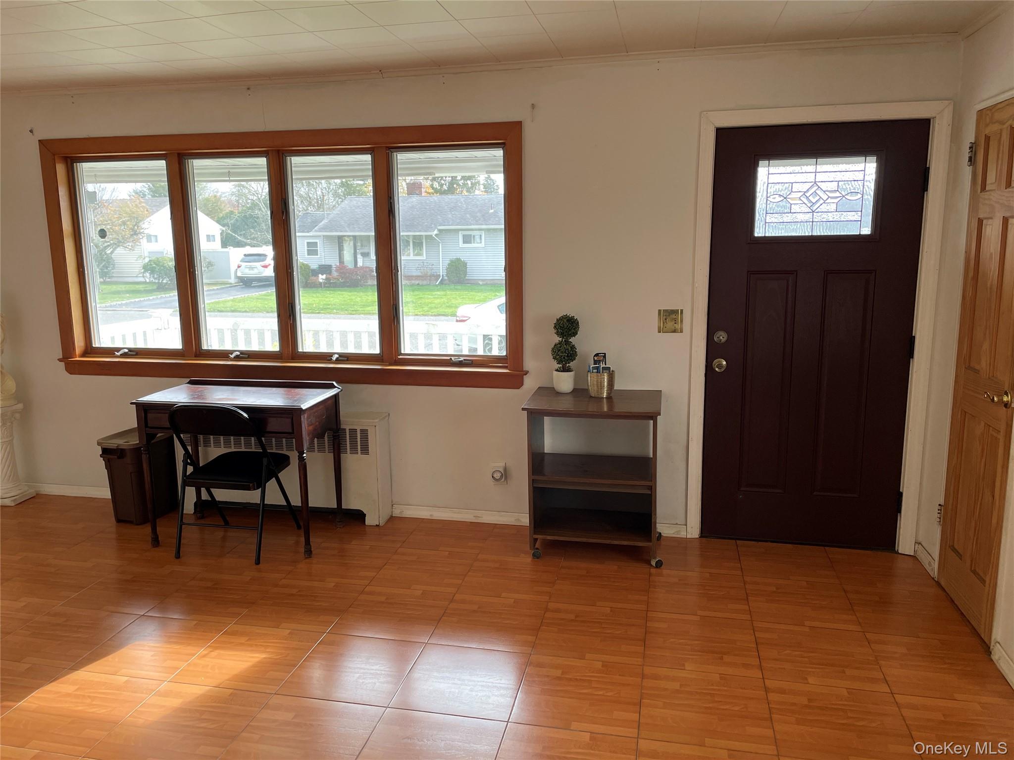 North Babylon, New York, 11703, United States, 3 Bedrooms Bedrooms, ,1 BathroomBathrooms,Residential,For Sale,1990233