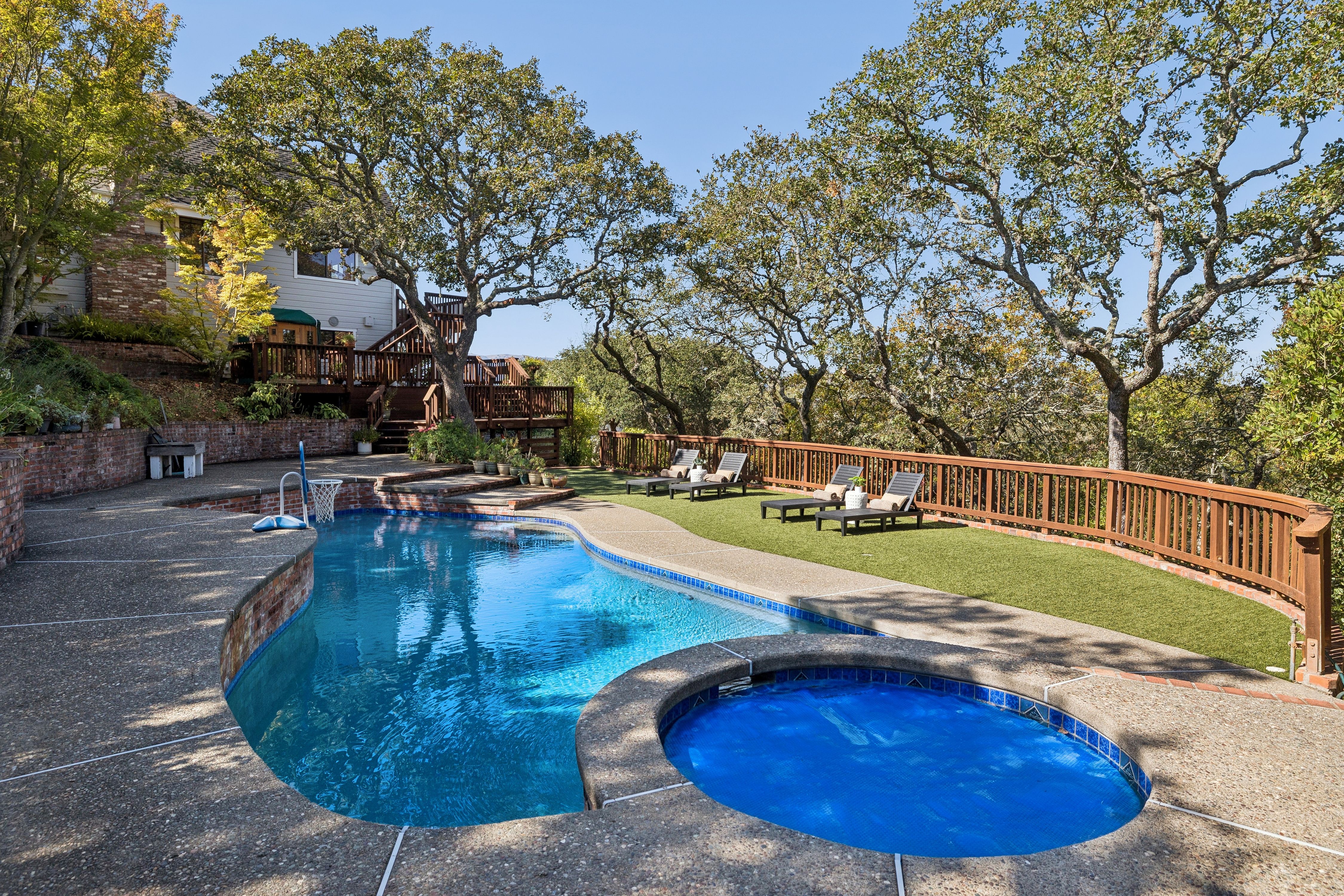  Private Sanctuary in Atherton Oaks - 物件實景