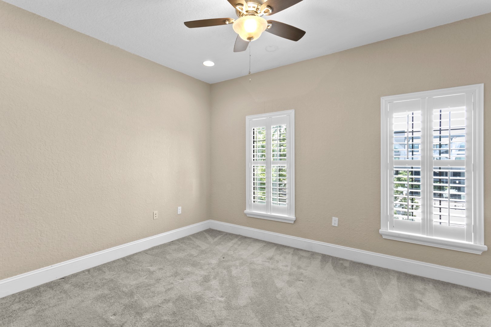 Tampa, Florida, 33606, United States, 3 Bedrooms Bedrooms, ,3 BathroomsBathrooms,Residential,For Sale,2012013