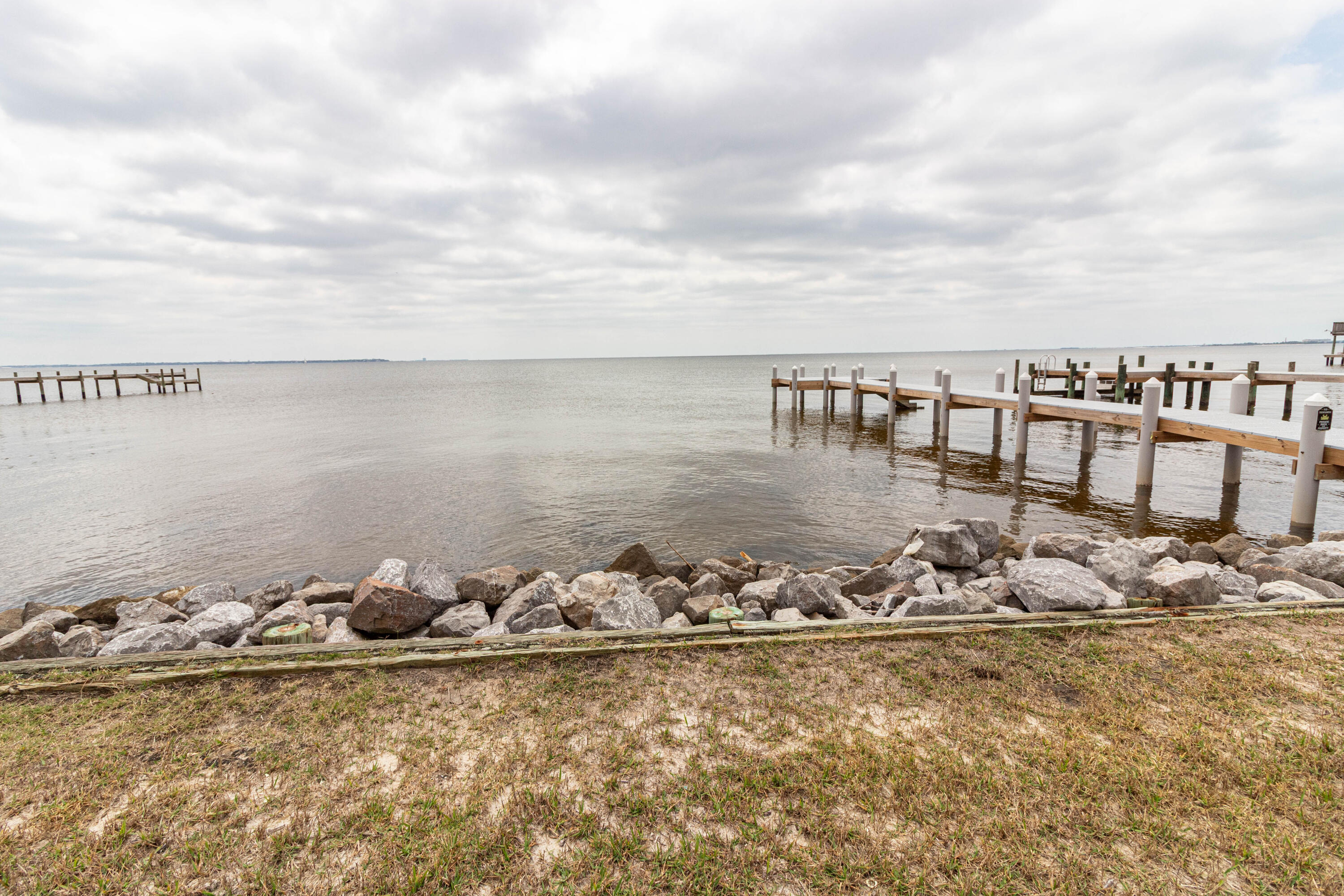 Pensacola, Florida, 32507, United States, 3 Bedrooms Bedrooms, ,2 BathroomsBathrooms,Residential,For Sale,1778047