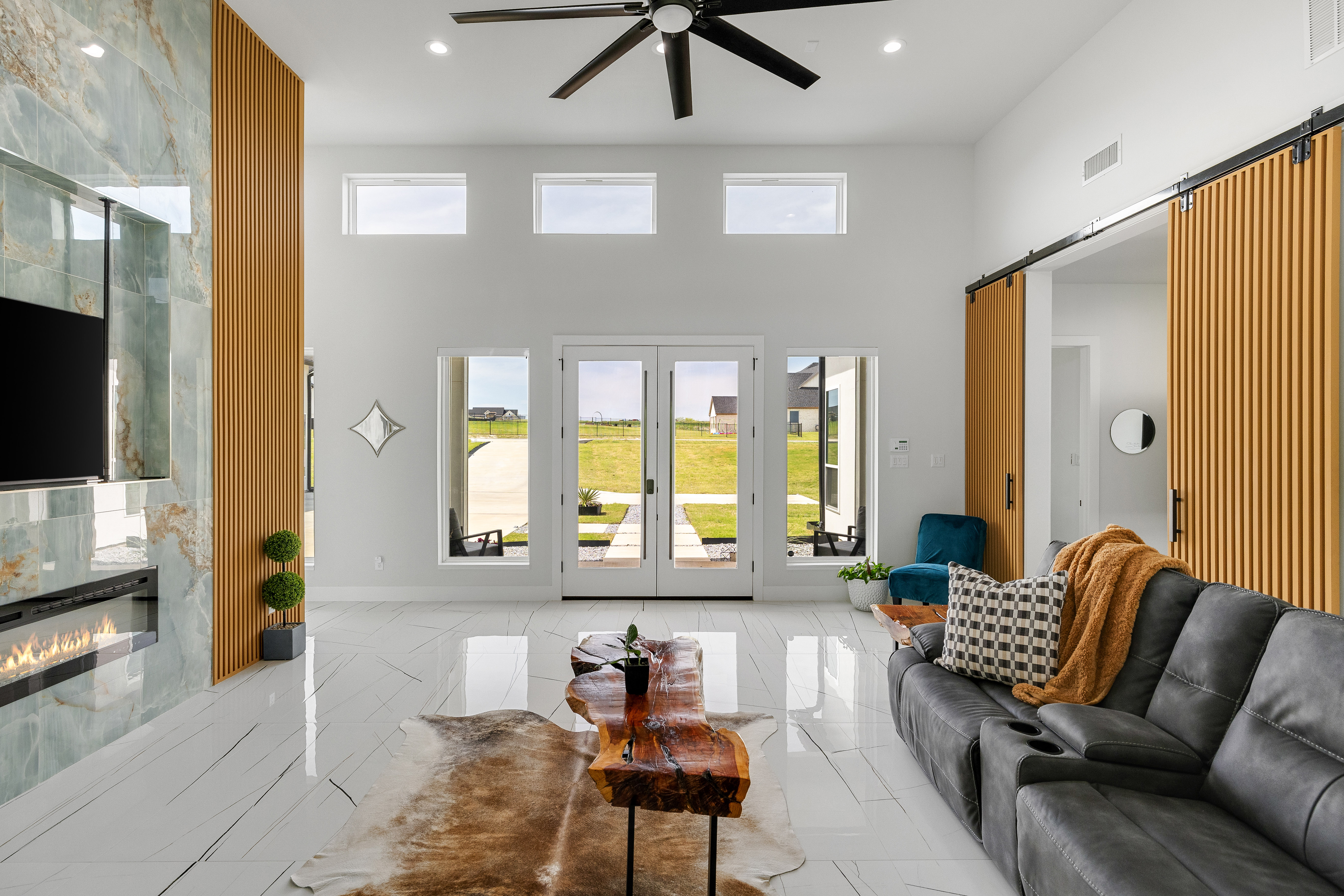  313 Ryker Lane, Gunter, TX, 75058 - 物件實景