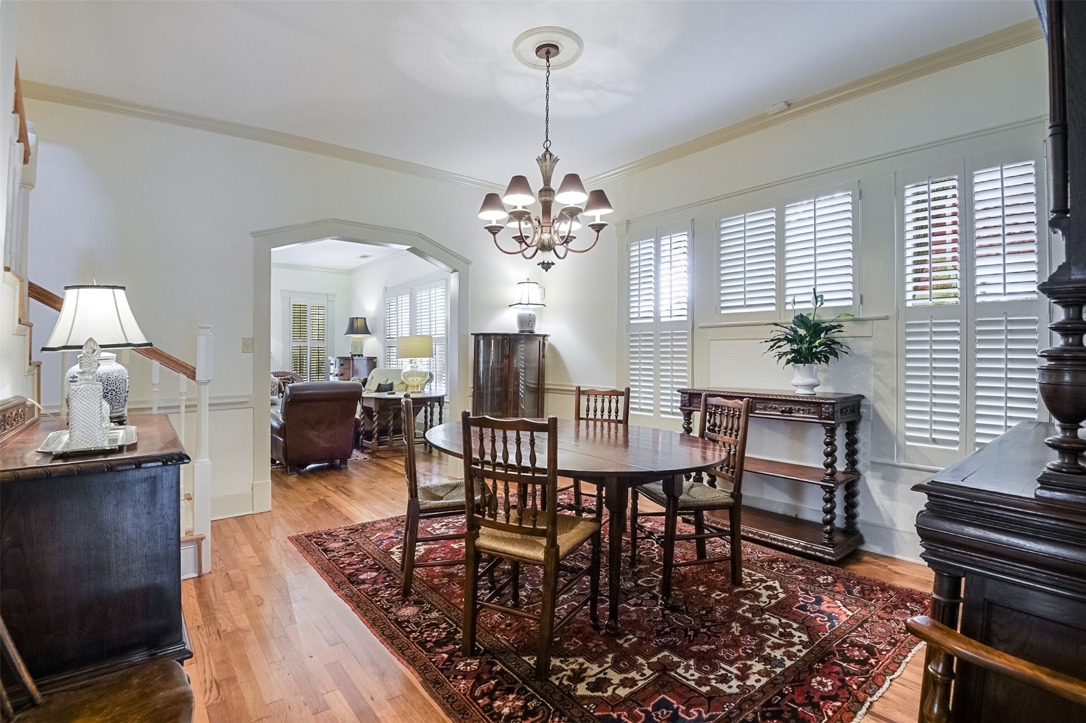 Waxahachie, Texas, 75165, United States, 5 Bedrooms Bedrooms, ,4 BathroomsBathrooms,Residential,For Sale,1940527