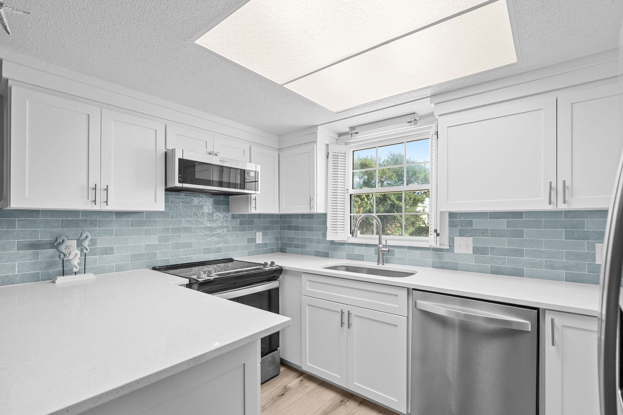 North Myrtle Beach, South Carolina, 29582, United States, 3 Bedrooms Bedrooms, ,2 BathroomsBathrooms,Residential,For Sale,2019972
