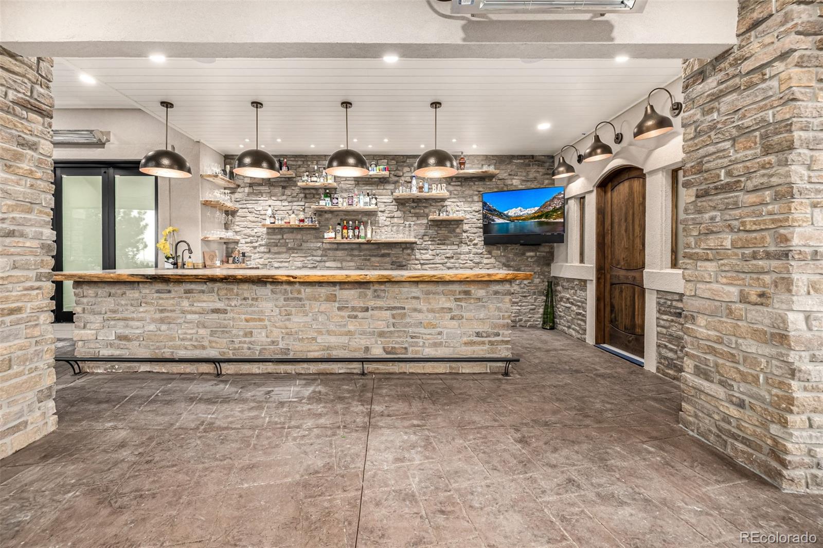 Lone Tree, Colorado, 80124, United States, 6 Bedrooms Bedrooms, ,8 BathroomsBathrooms,Residential,For Sale,1977515