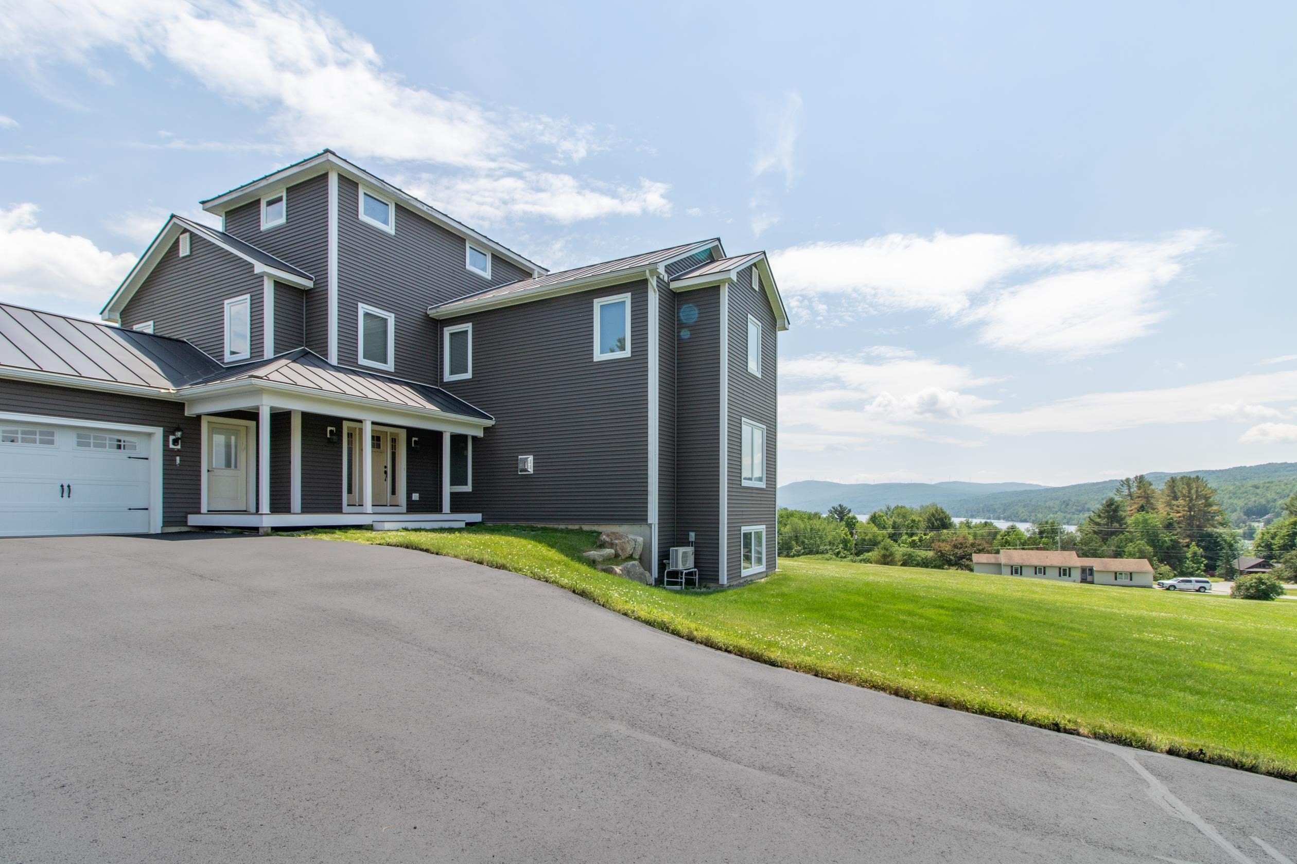 Barton, Vermont, 05822, United States, 6 Bedrooms Bedrooms, ,3 BathroomsBathrooms,Residential,For Sale,1943519