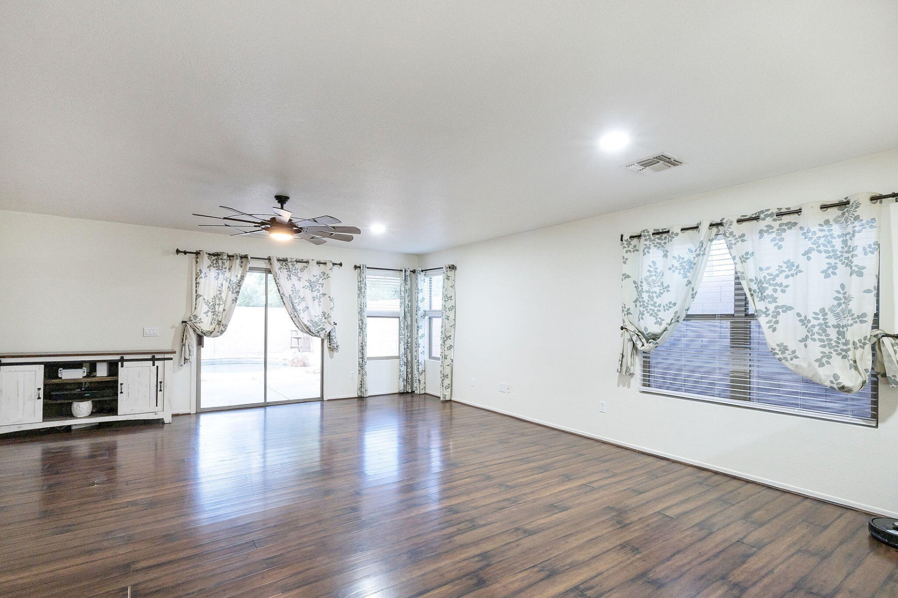  8464 E Natal Circle¦Mesa, AZ - 物件實景