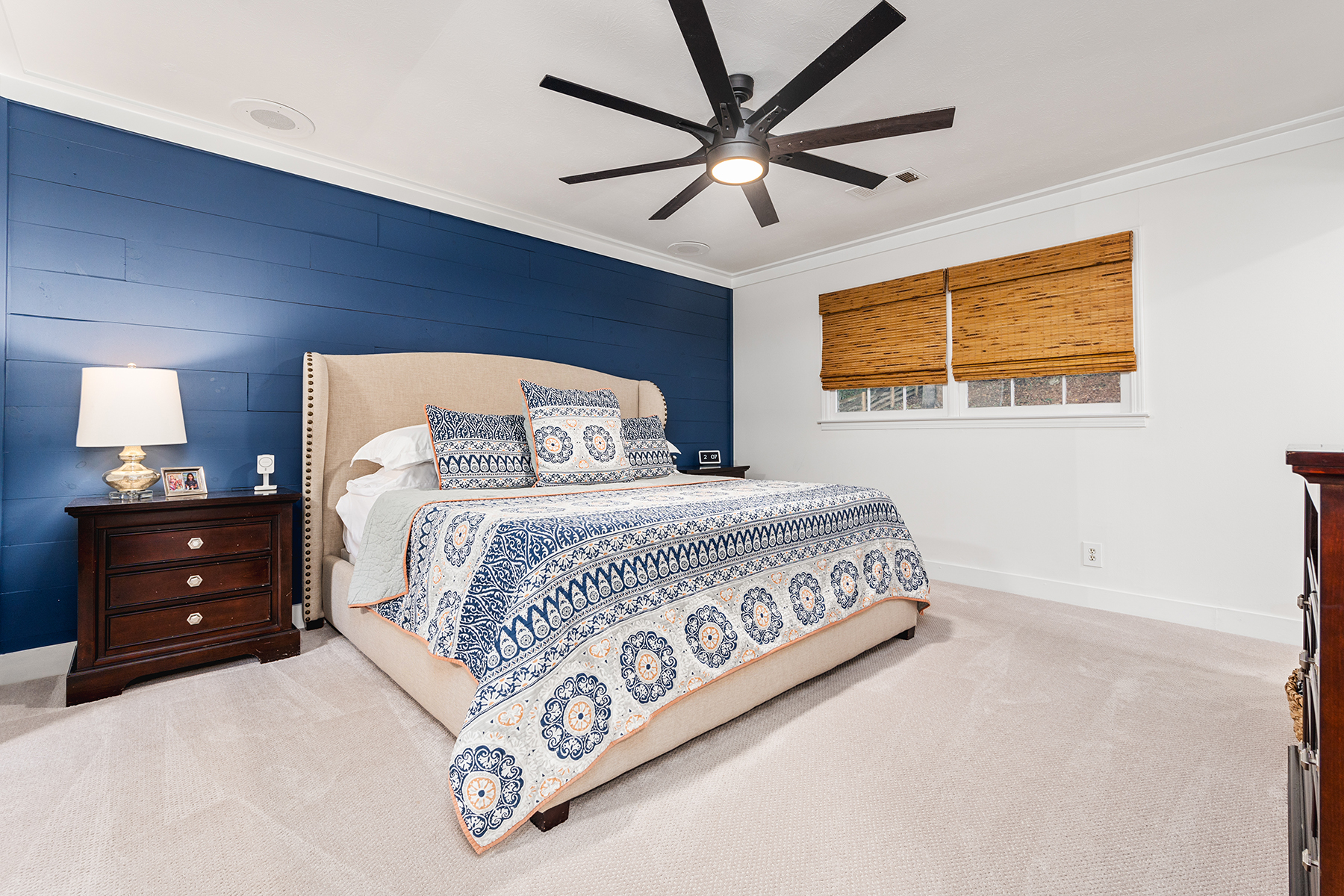  Beautifully Renovated Roswell Home Blends Contemporary Style with Classic Charm - 物件實景