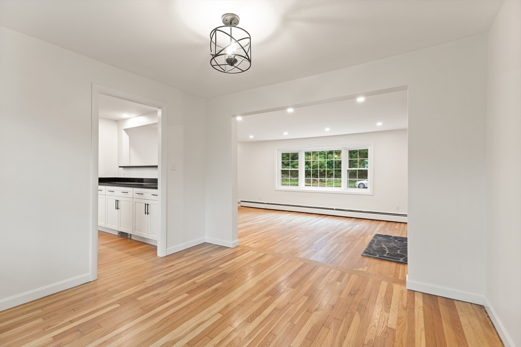 Lowell, Massachusetts, 01852, United States, 4 Bedrooms Bedrooms, ,3 BathroomsBathrooms,Residential,For Sale,1885634