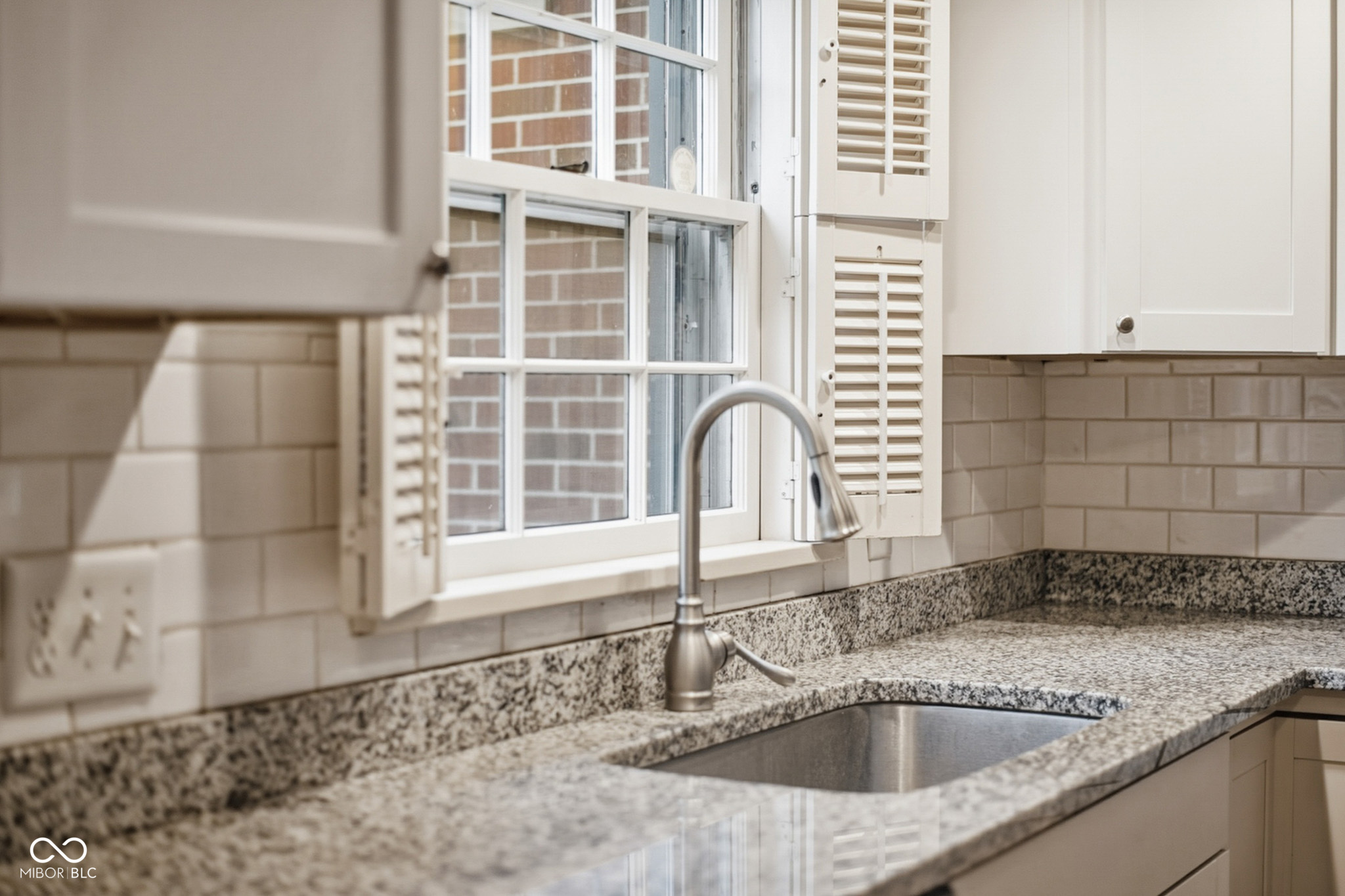 Columbus, Indiana, 47201, United States, 4 Bedrooms Bedrooms, ,3 BathroomsBathrooms,Residential,For Sale,1979631