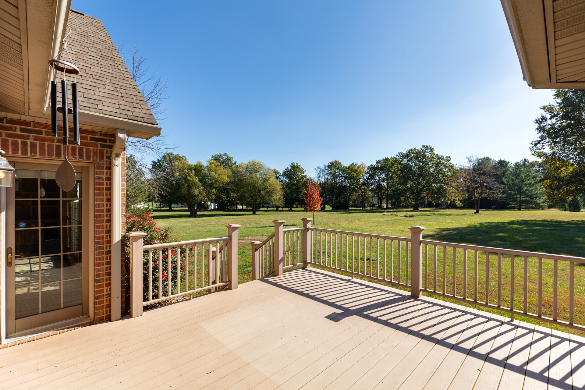 Litchfield, Illinois, 62056, United States, 5 Bedrooms Bedrooms, ,4 BathroomsBathrooms,Residential,For Sale,1986083