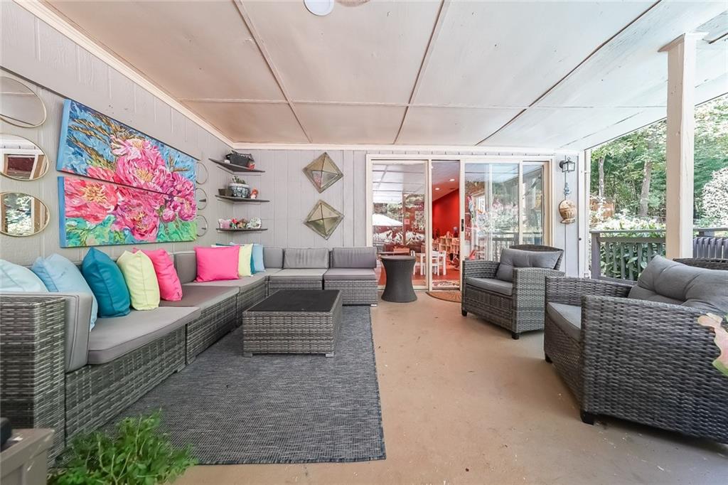 Marietta, Georgia, 30064, United States, 4 Bedrooms Bedrooms, ,3 BathroomsBathrooms,Residential,For Sale,1964993