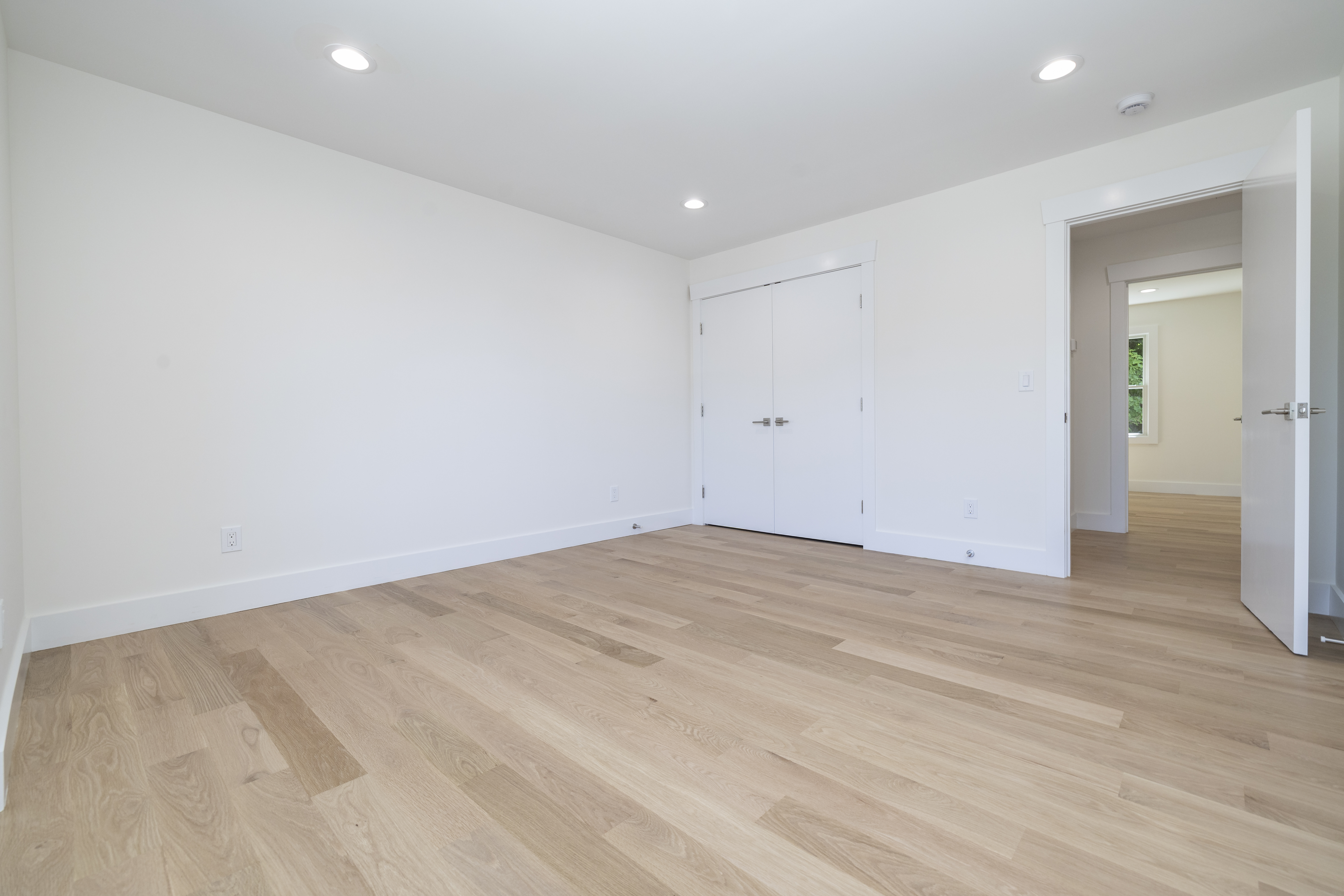  8 Van Cott Place, North Bellmore, NY, 11710 - 物件實景