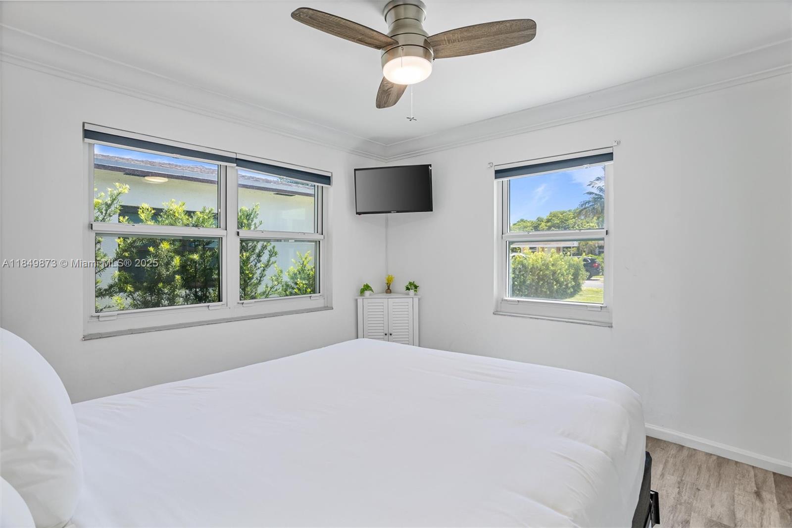 Dania Beach, Florida, 33004, United States, 3 Bedrooms Bedrooms, ,2 BathroomsBathrooms,Residential,For Sale,1907559