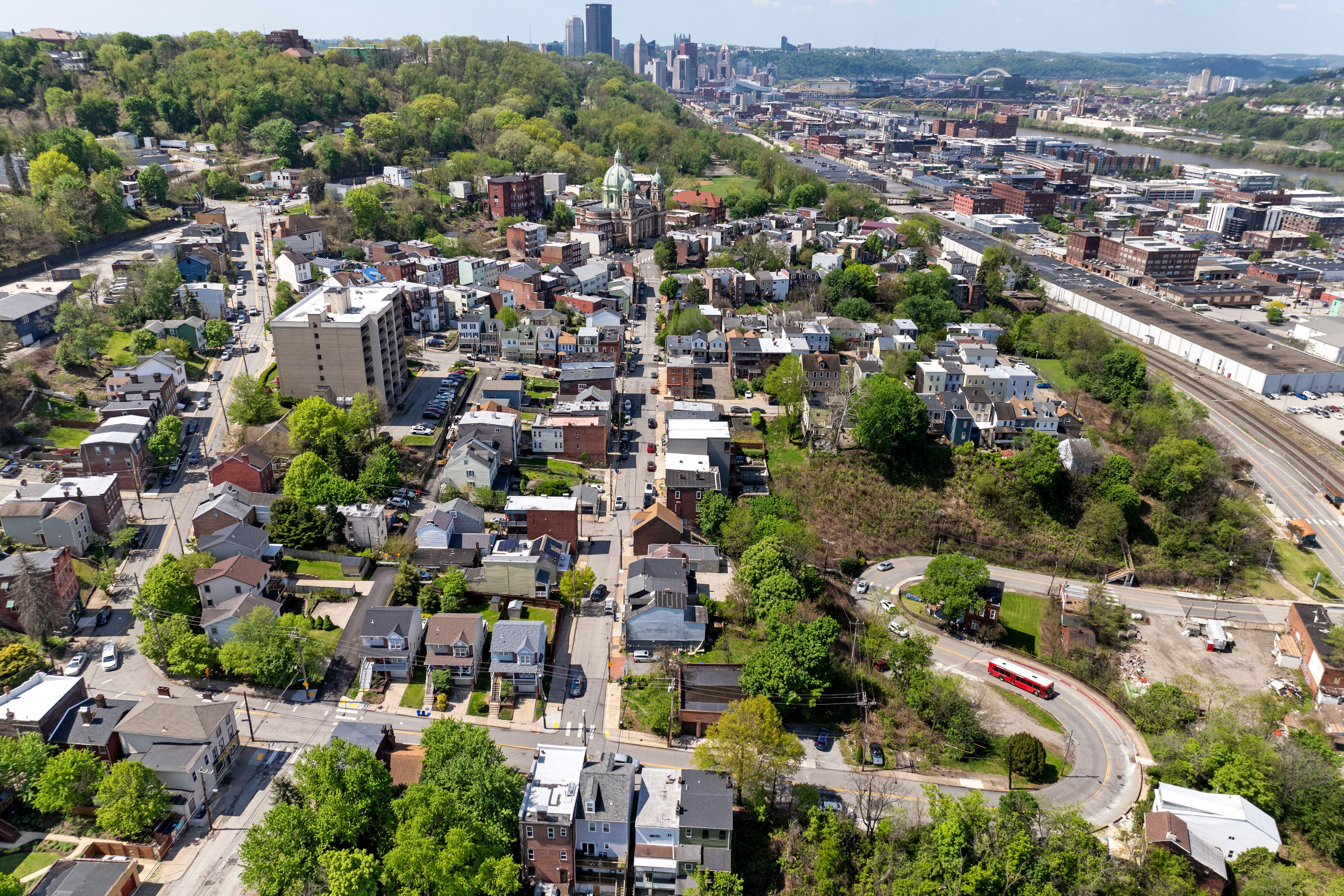  3211 Dobson Street, Pittsburgh, PA 15219 - 物件實景