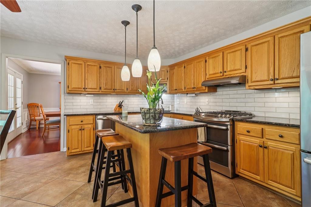 Flowery Branch, Georgia, 30542, United States, 4 Bedrooms Bedrooms, ,3 BathroomsBathrooms,Residential,For Sale,1923417