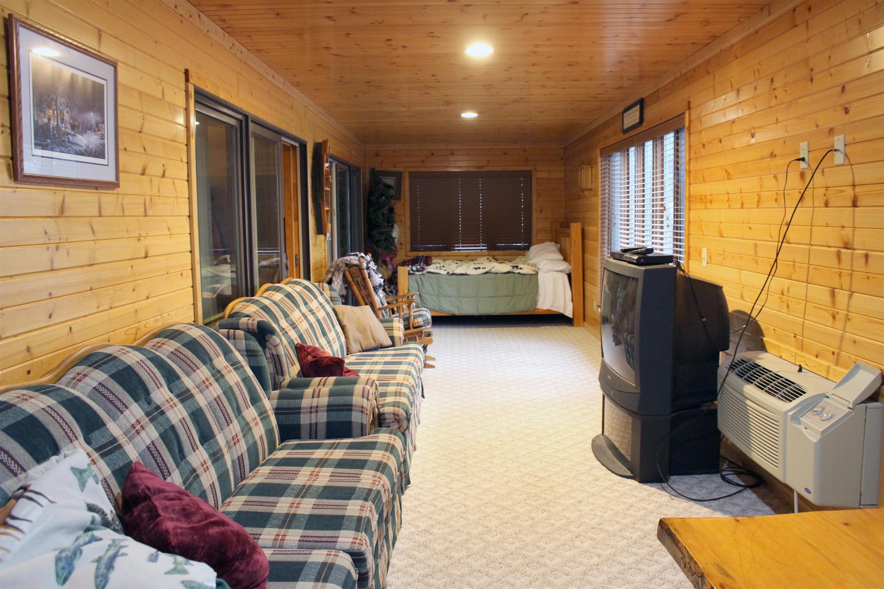 Arkdale, Wisconsin, 54613, United States, 4 Bedrooms Bedrooms, ,3 BathroomsBathrooms,Residential,For Sale,1749547