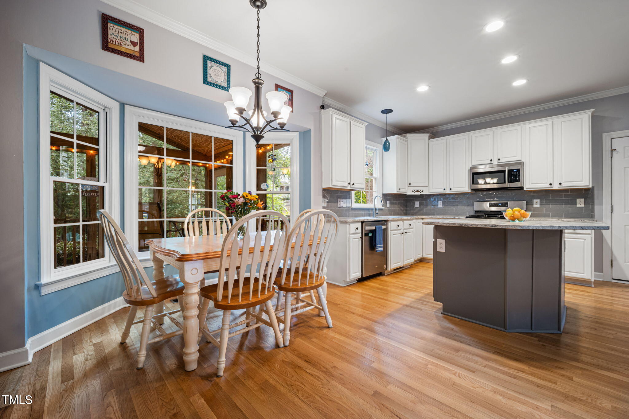 Apex, North Carolina, 27502, United States, 4 Bedrooms Bedrooms, ,3 BathroomsBathrooms,Residential,For Sale,1939175